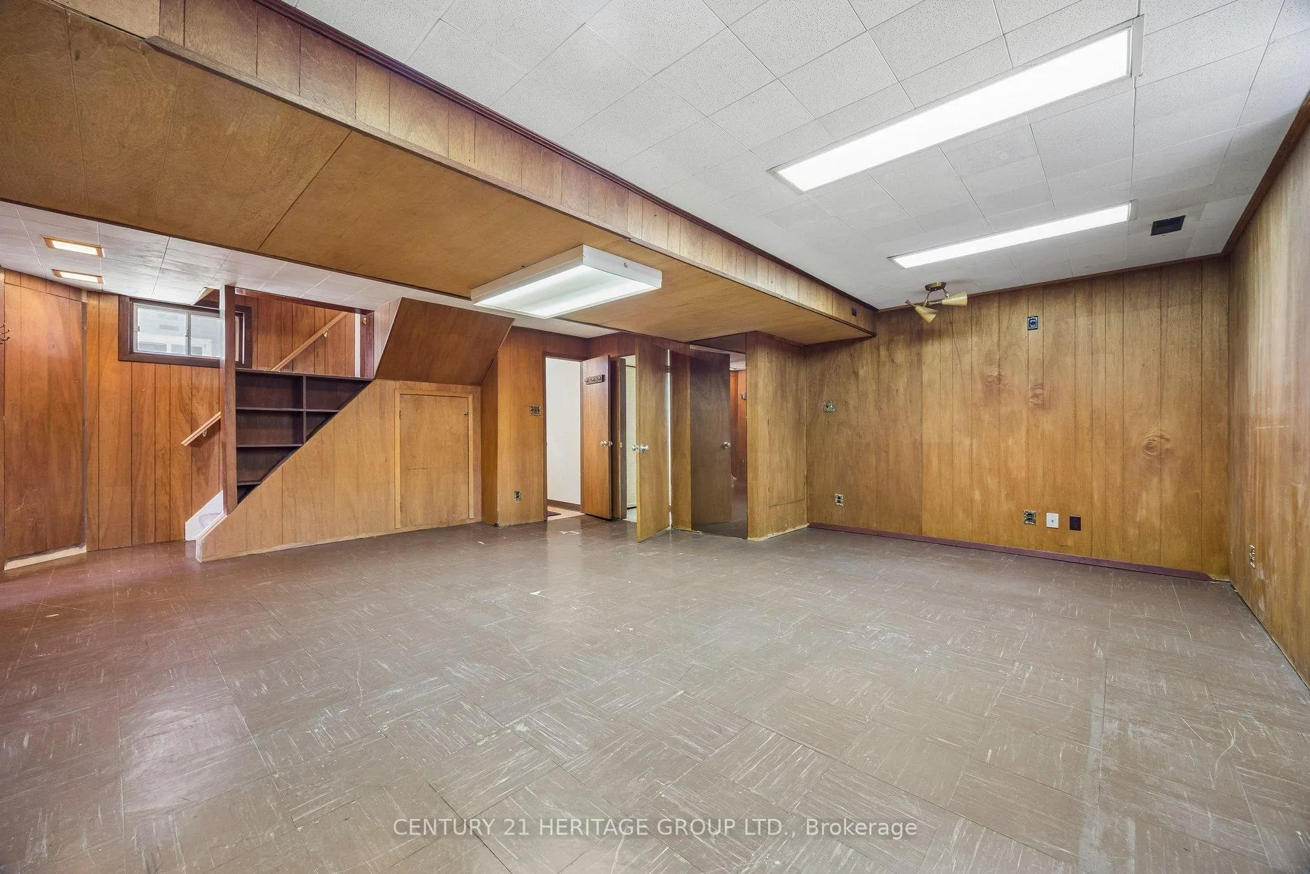 Photo 31 of 40 Amaron Avenue, Etobicoke, Thistletown-Beaumonde Heights — HOMEH