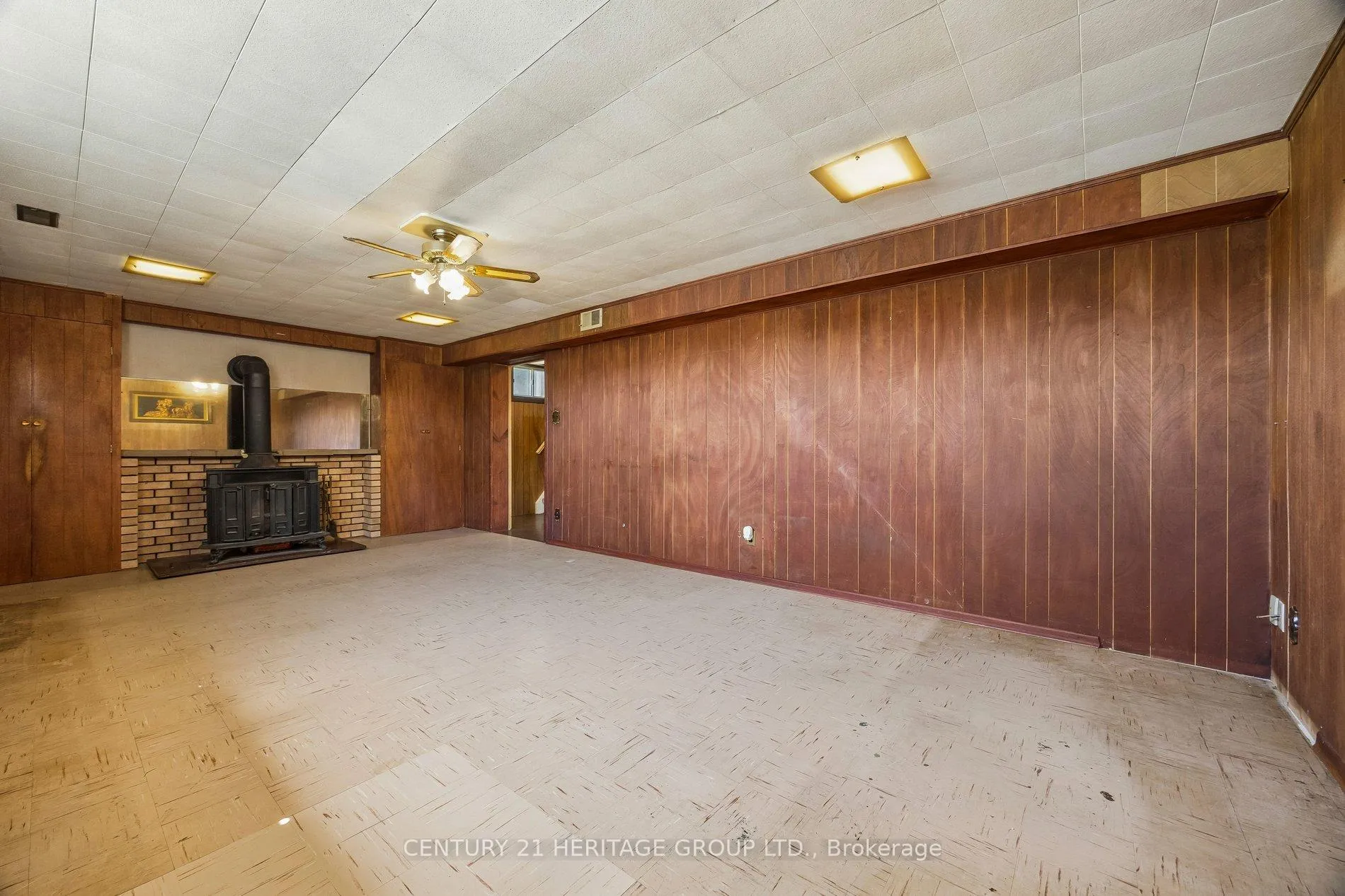 Photo 34 of 40 Amaron Avenue, Etobicoke, Thistletown-Beaumonde Heights — HOMEH