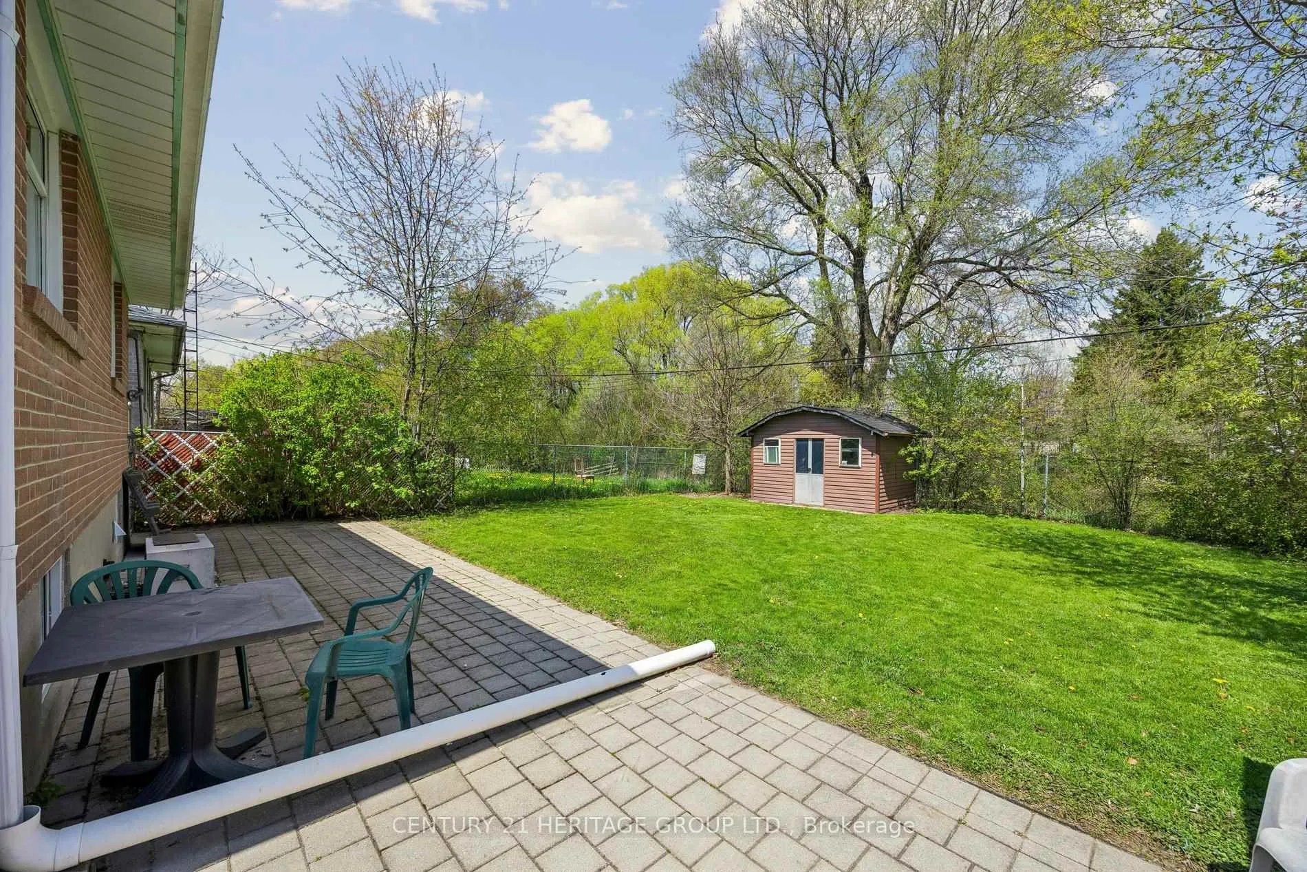 Photo 41 of 40 Amaron Avenue, Etobicoke, Thistletown-Beaumonde Heights — HOMEH