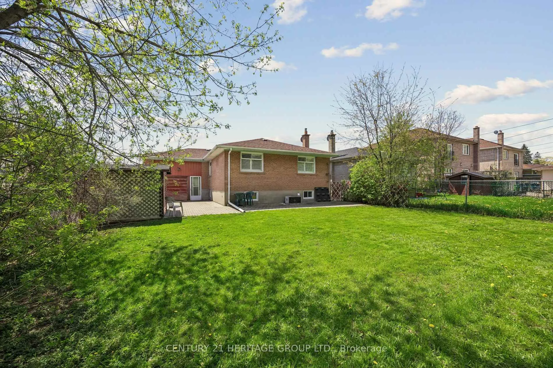 Photo 42 of 40 Amaron Avenue, Etobicoke, Thistletown-Beaumonde Heights — HOMEH