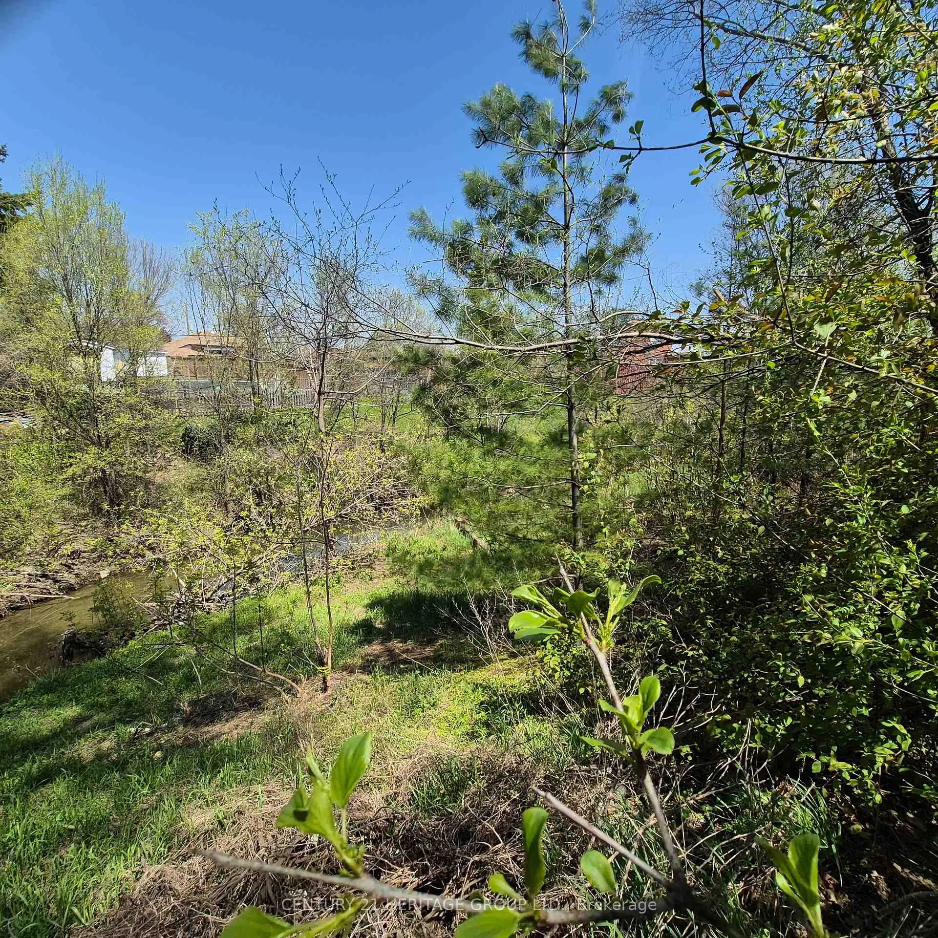Photo 45 of 40 Amaron Avenue, Etobicoke, Thistletown-Beaumonde Heights — HOMEH