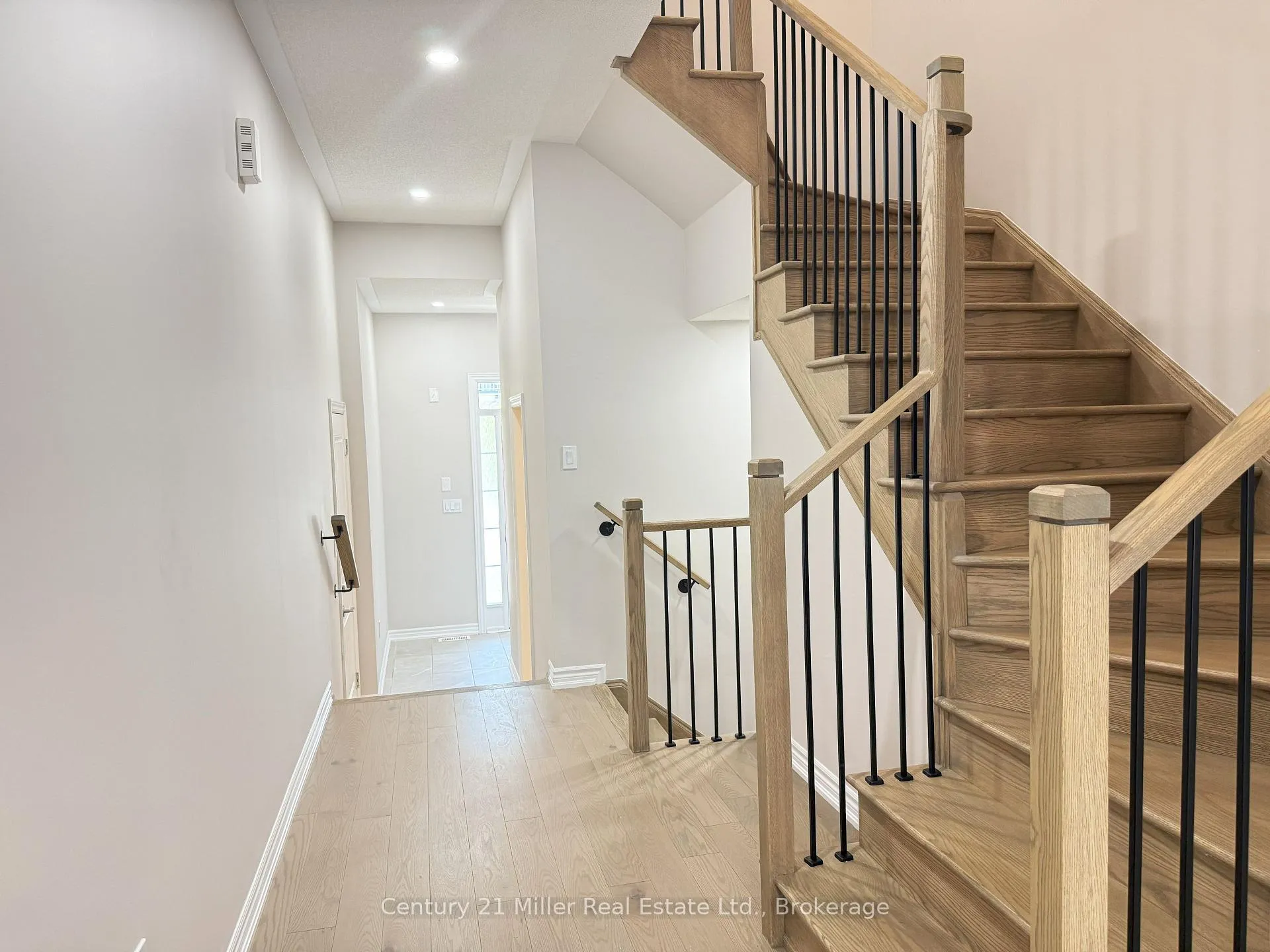 Photo 7 of 373 Twinflower Place, Milton, Walker — HOMEH