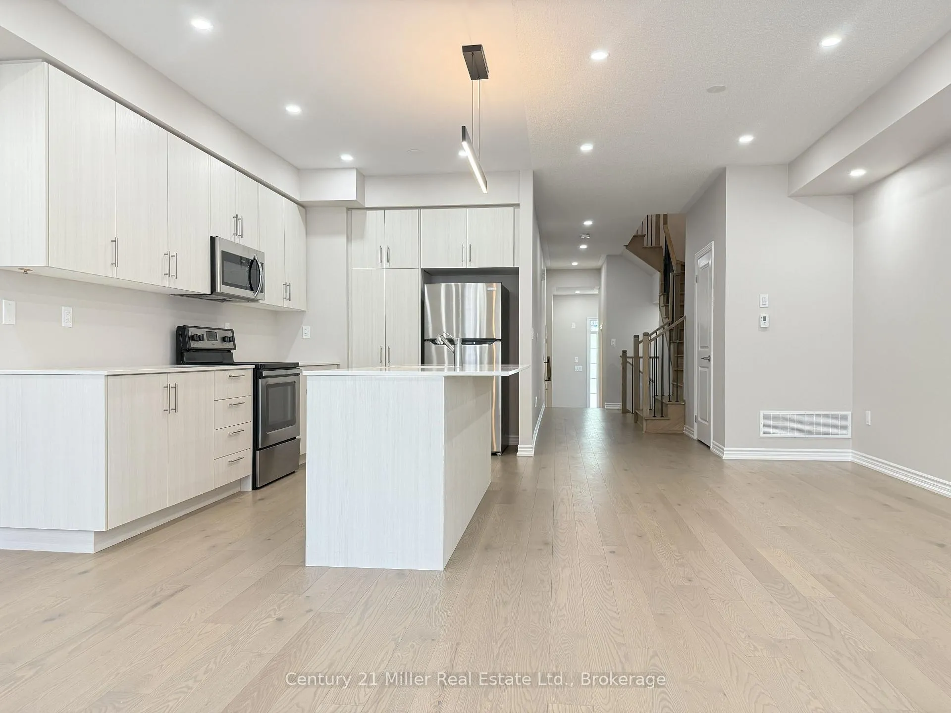 Photo 10 of 373 Twinflower Place, Milton, Walker — HOMEH