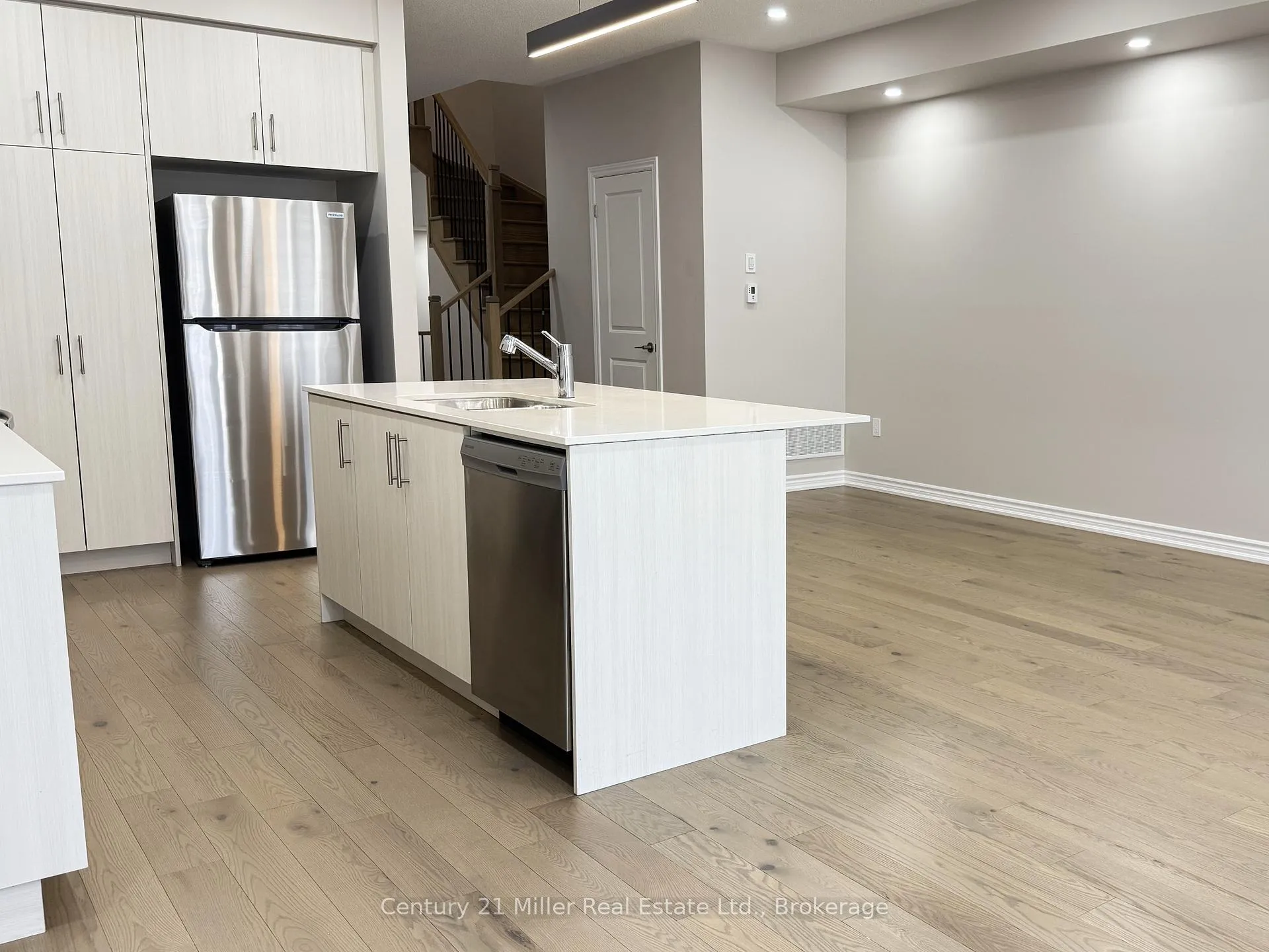 Photo 11 of 373 Twinflower Place, Milton, Walker — HOMEH