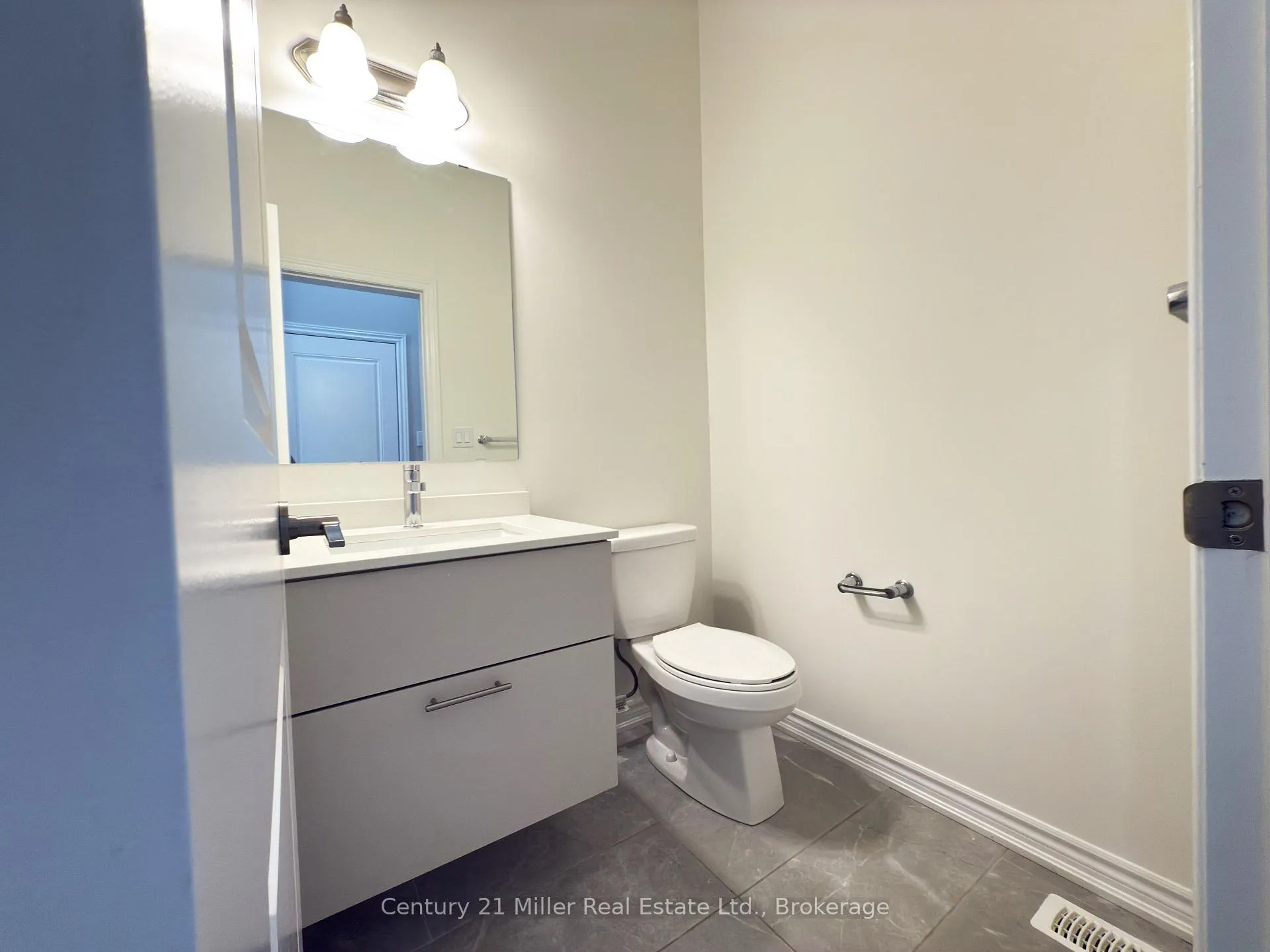Photo 30 of 373 Twinflower Place, Milton, Walker — HOMEH