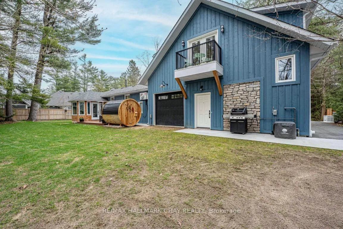 Photo 9 of 18 Lawrence Avenue, Springwater, Anten Mills — HOMEH