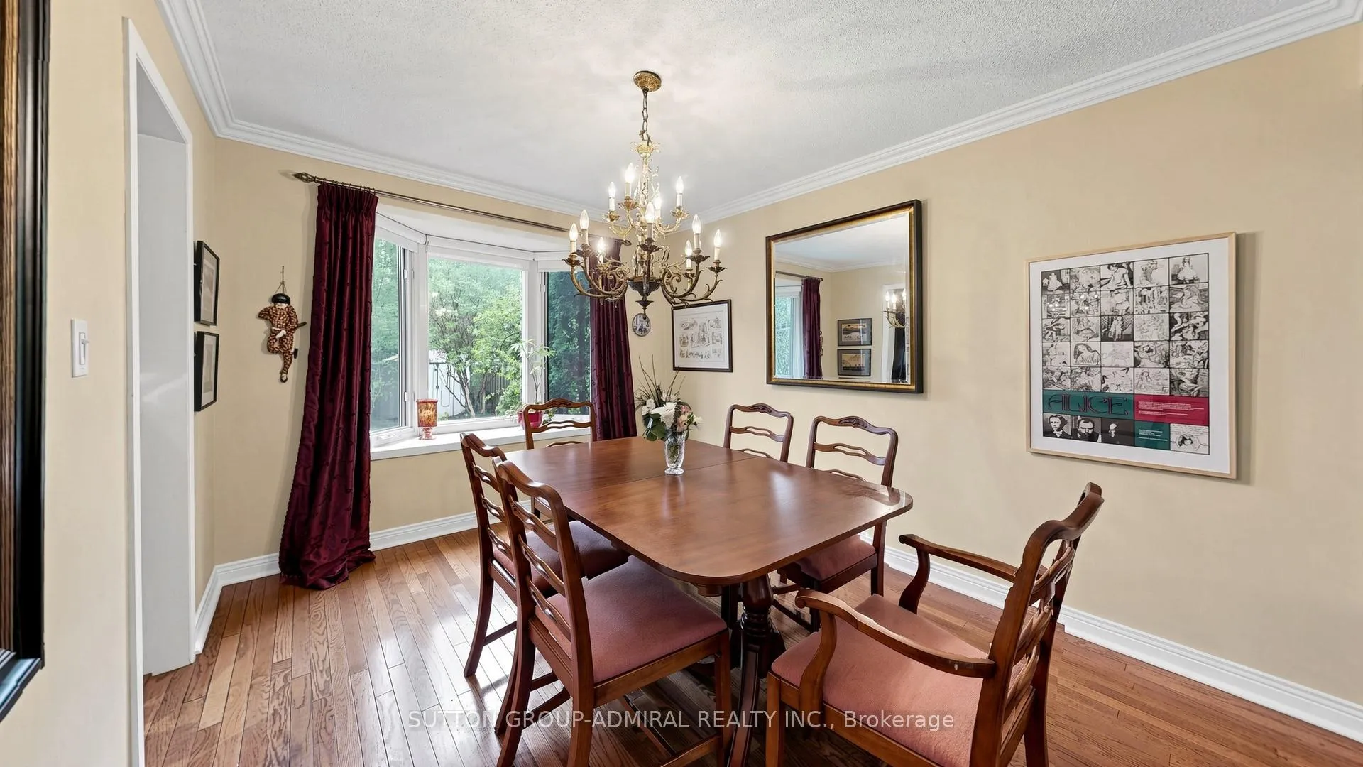 Photo 10 of 23 Jondan Crescent, Markham, Royal Orchard — HOMEH