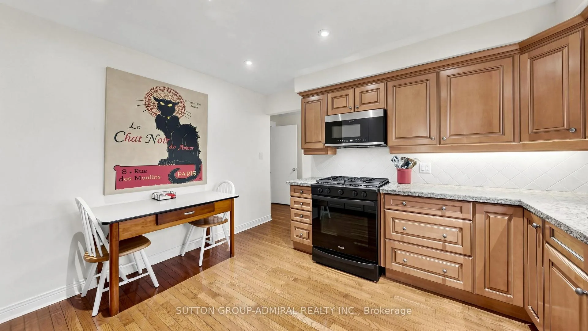 Photo 14 of 23 Jondan Crescent, Markham, Royal Orchard — HOMEH