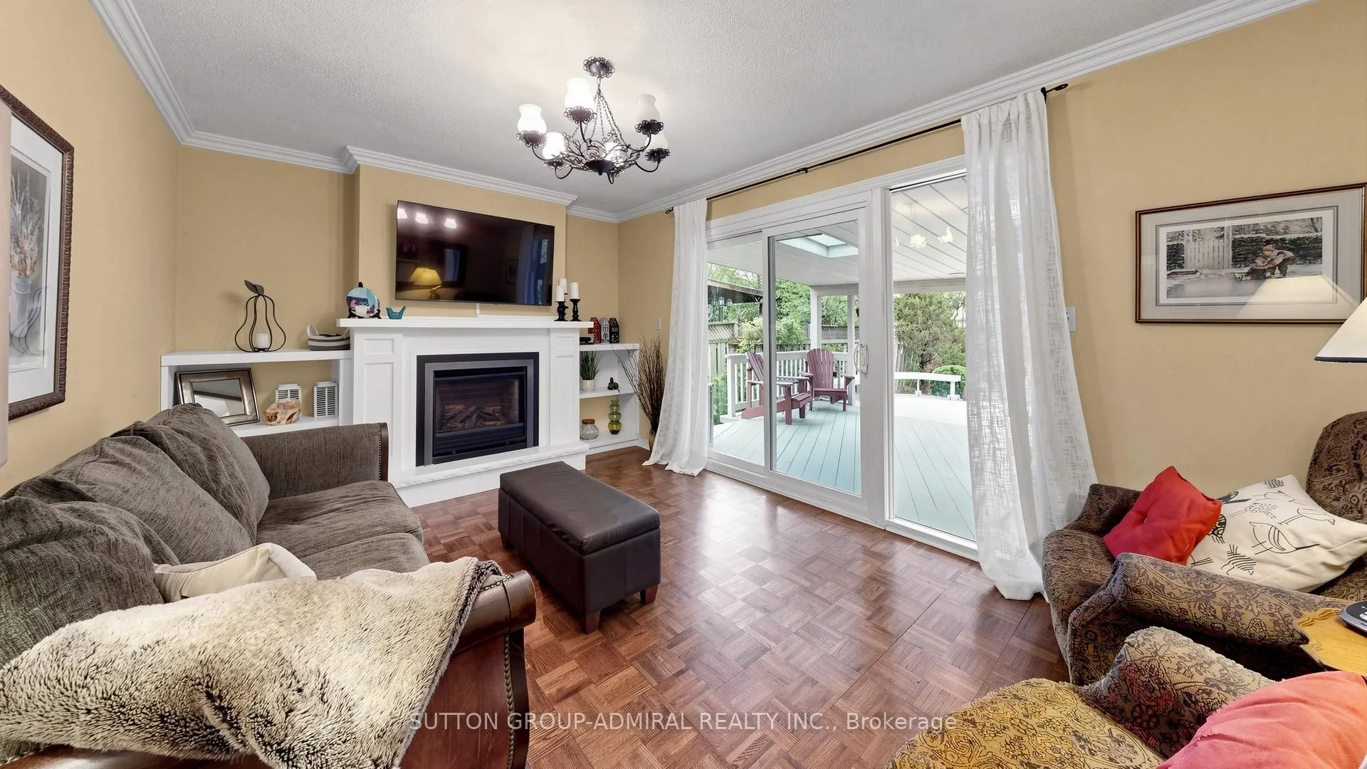 Photo 15 of 23 Jondan Crescent, Markham, Royal Orchard — HOMEH