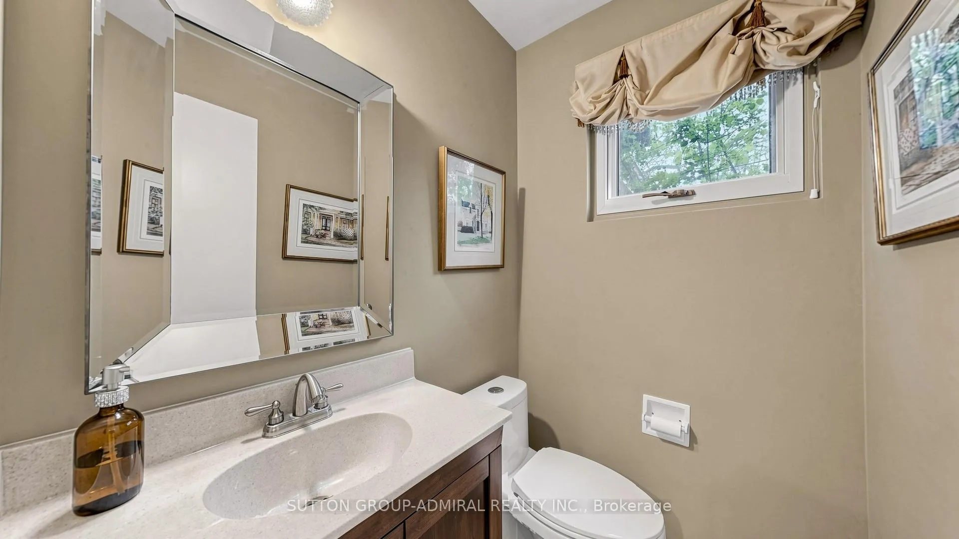 Photo 19 of 23 Jondan Crescent, Markham, Royal Orchard — HOMEH