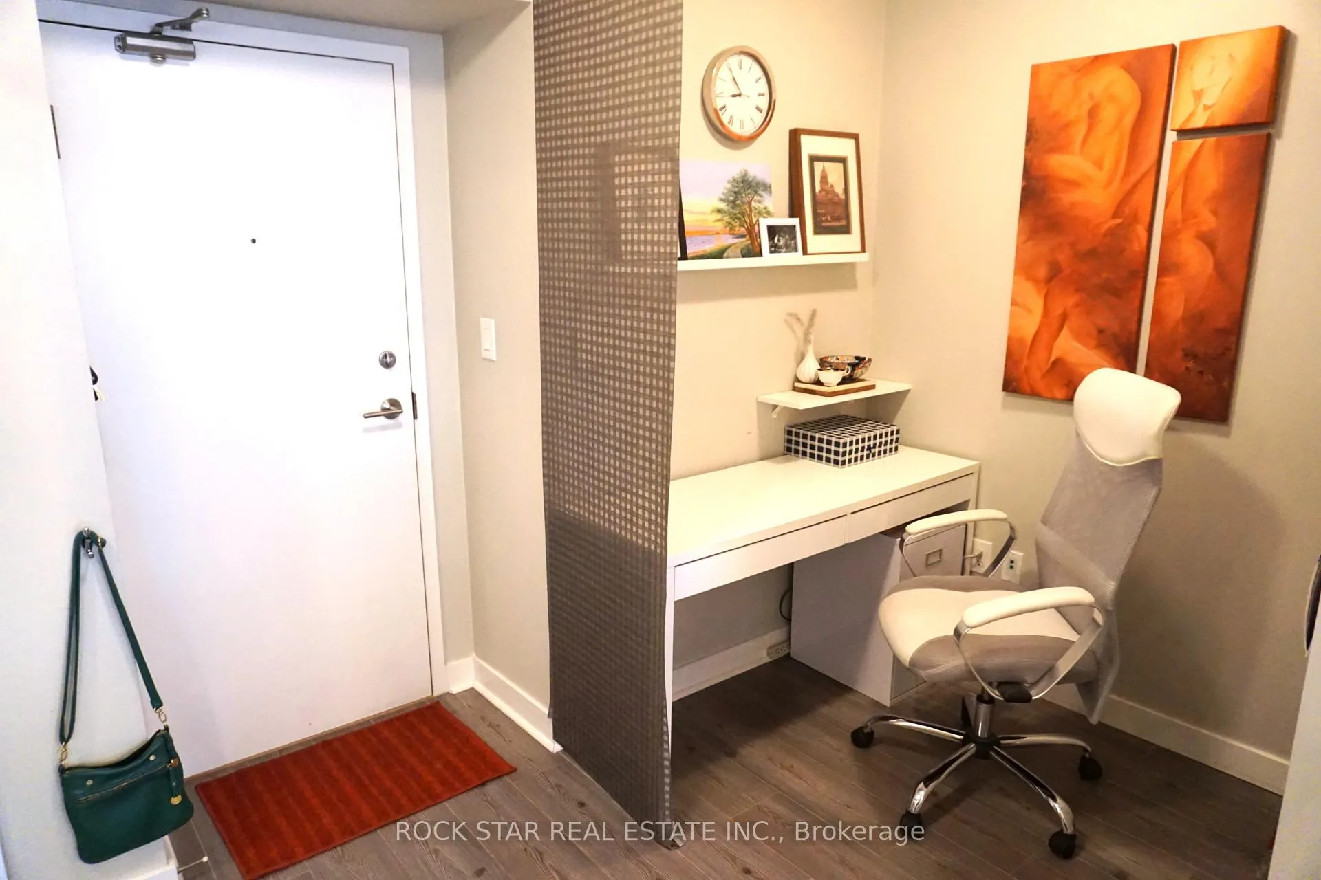 Photo 4 of Unit 911, 25 Telegram Mews, Toronto, Waterfront Communities — HOMEH