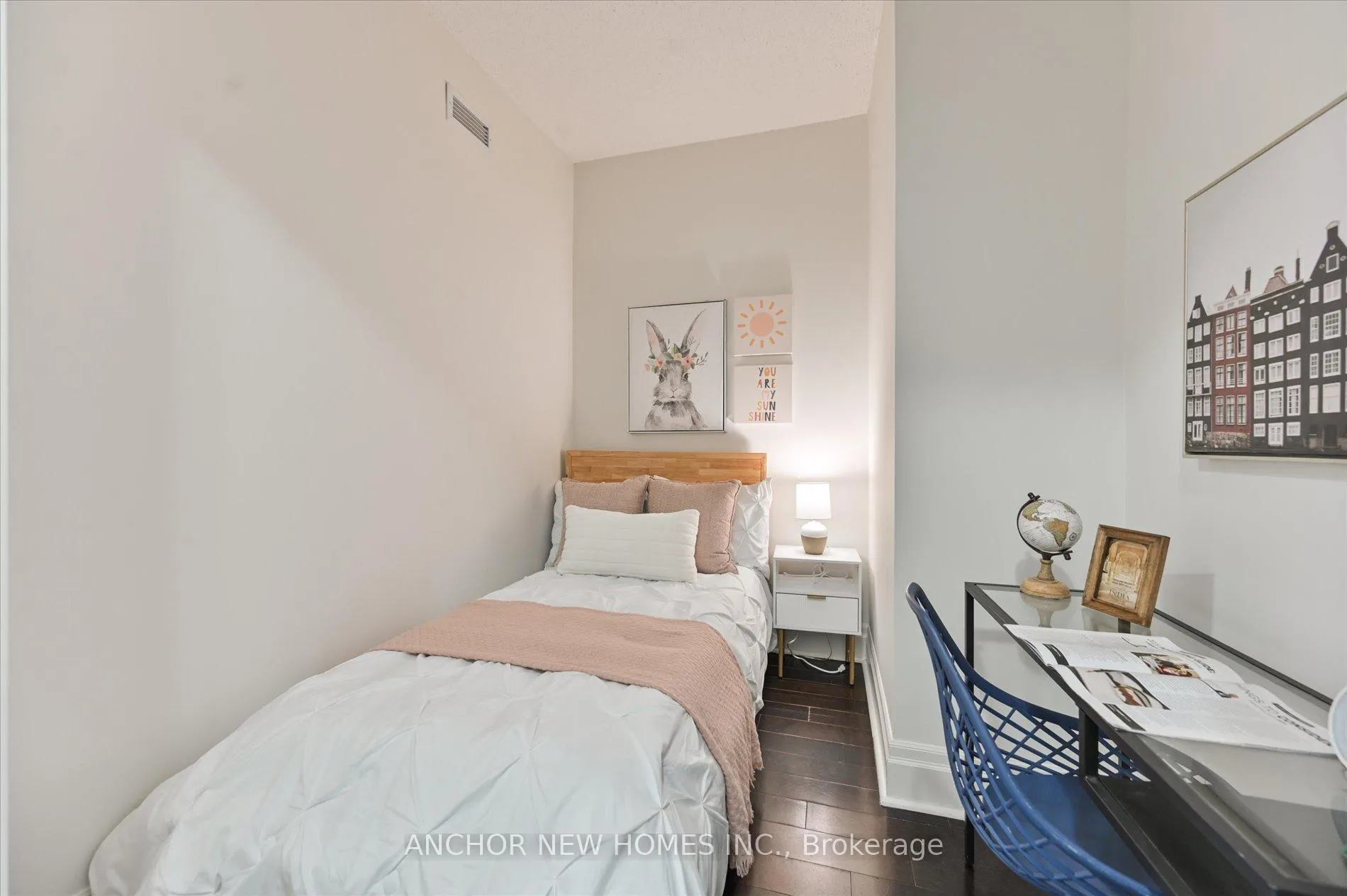 Photo 8 of Unit 210, 57 Upper Duke Crescent, Markham, Unionville — HOMEH