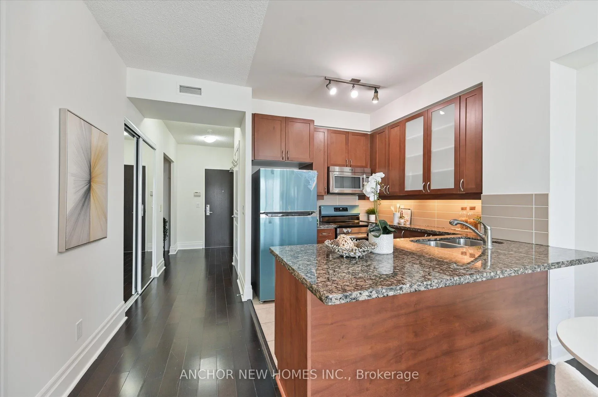 Photo 15 of Unit 210, 57 Upper Duke Crescent, Markham, Unionville — HOMEH