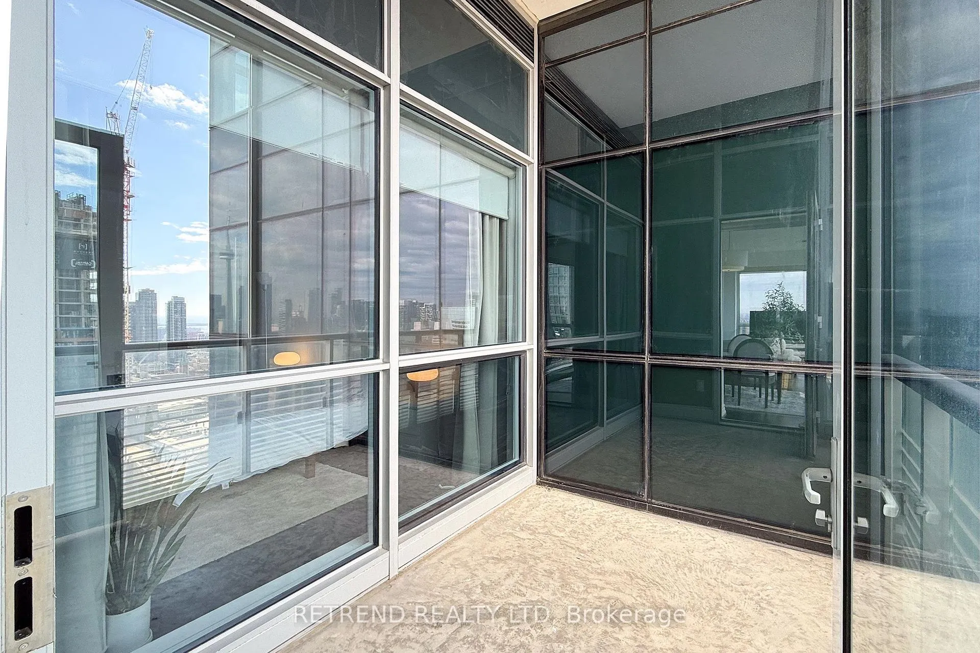 Photo 7 of Unit 3510, 386 Yonge Street, Toronto, Bay Street Corridor — HOMEH