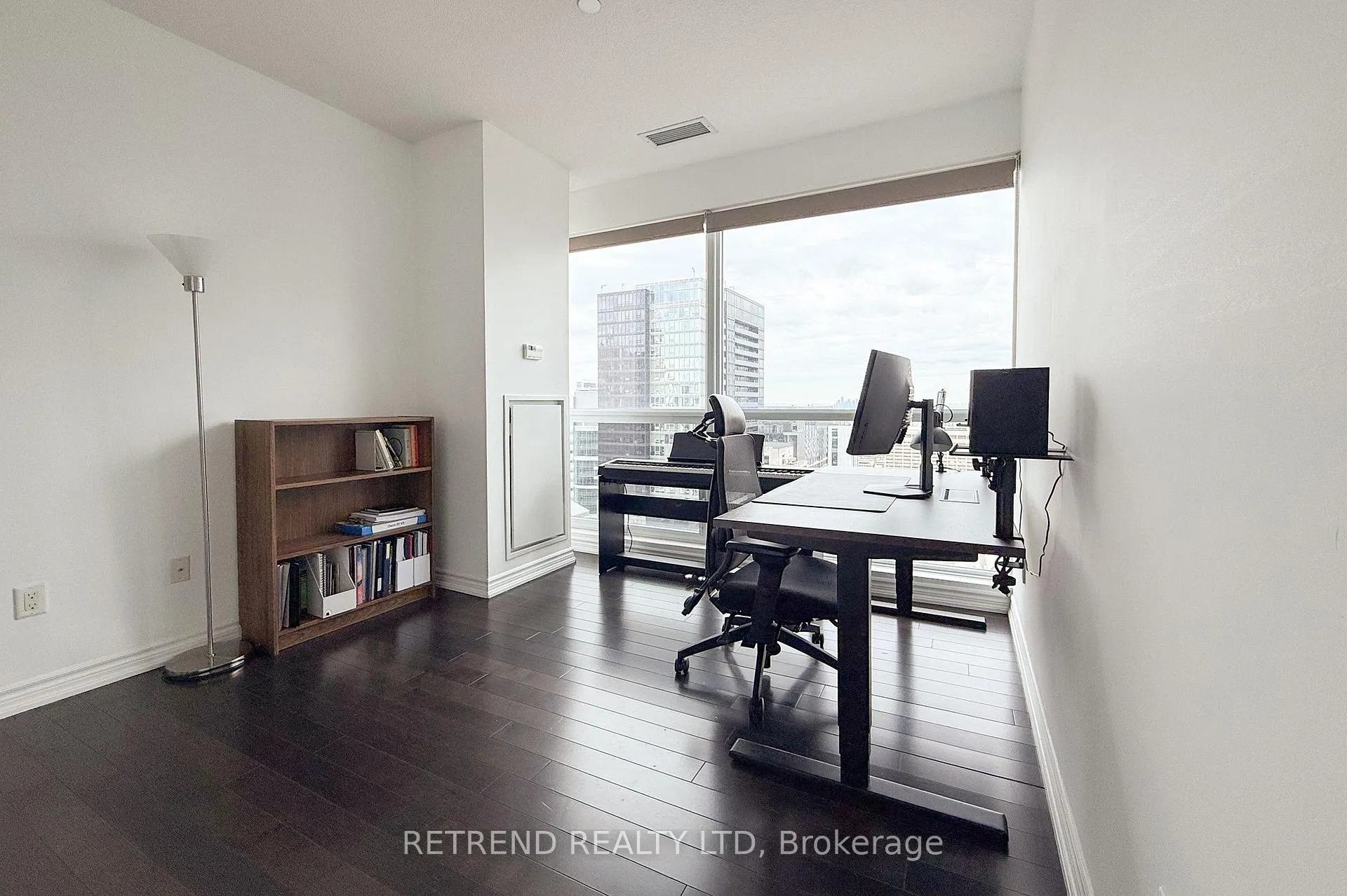 Photo 11 of Unit 3510, 386 Yonge Street, Toronto, Bay Street Corridor — HOMEH