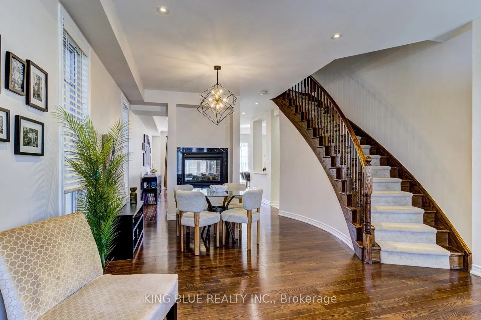 Photo 5 of 24 Paper Birch Drive, Markham, Cornell — HOMEH