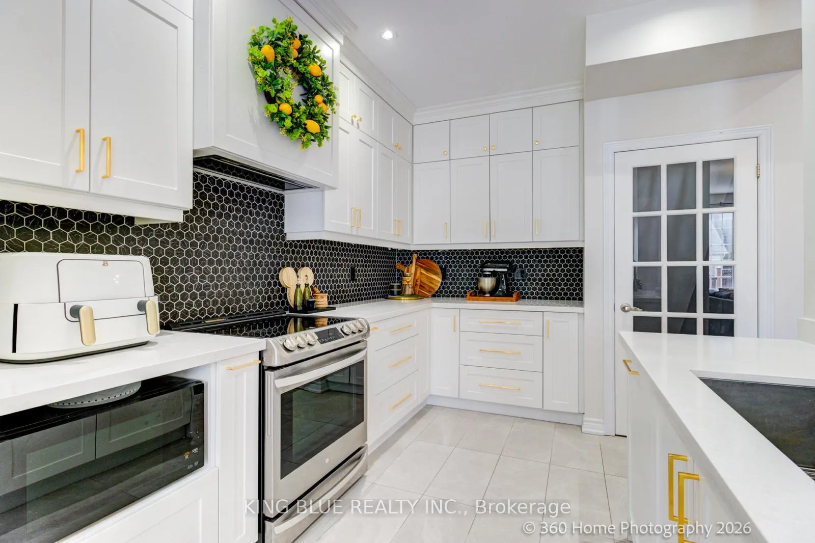 Photo 12 of 24 Paper Birch Drive, Markham, Cornell — HOMEH