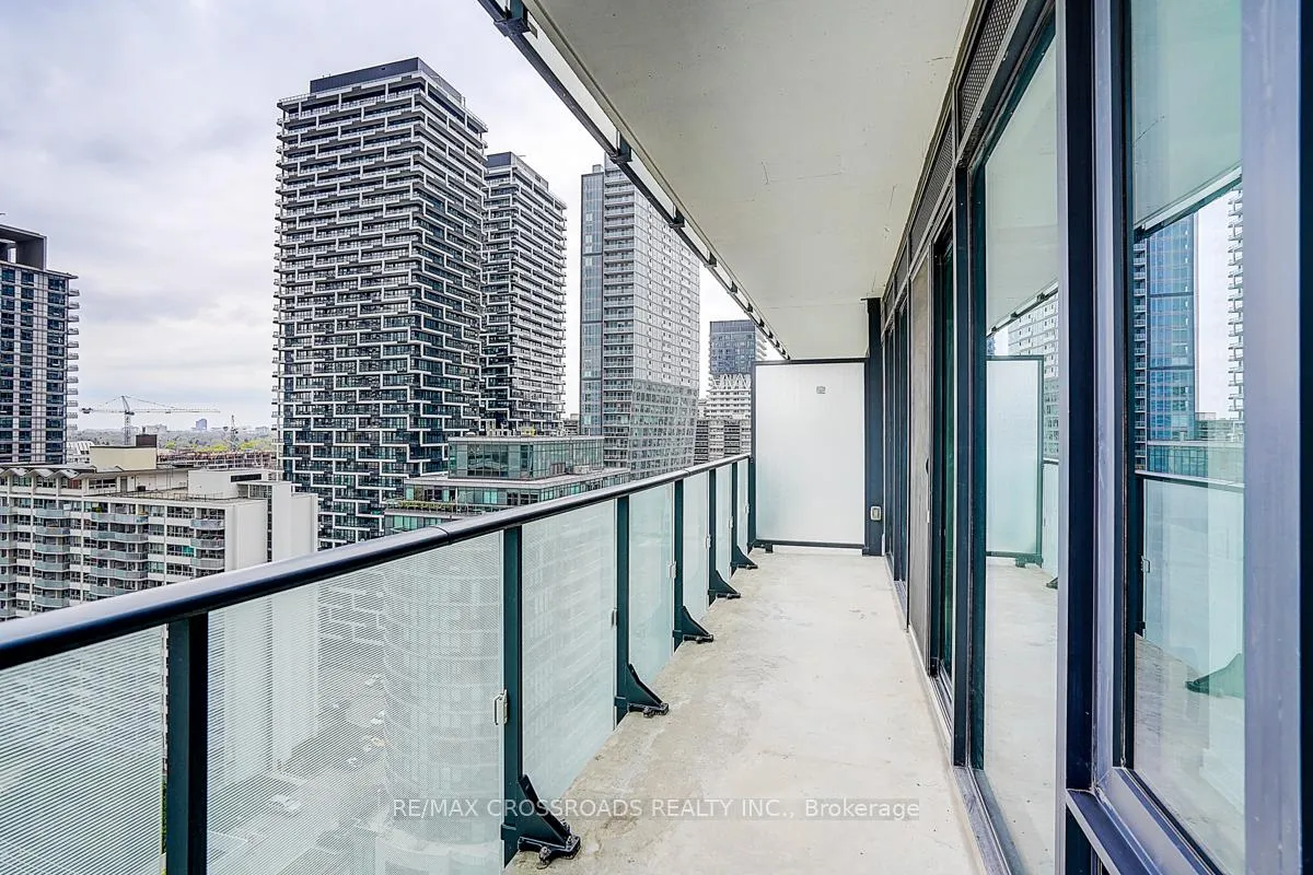 Photo 35 of 161 Roehampton Avenue, Toronto, Mount Pleasant West — HOMEH