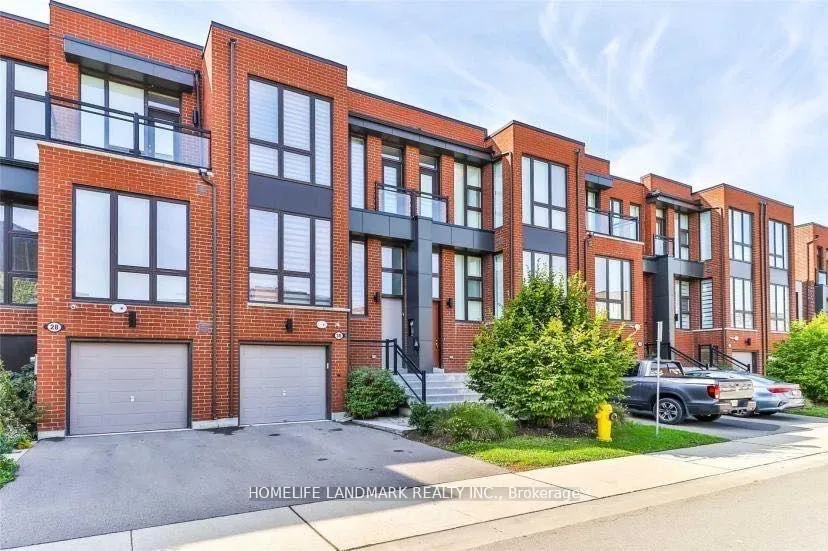 Photo 1 of 30 Crestridge Drive, Vaughan, Patterson — HOMEH