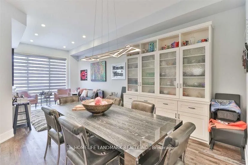 Photo 8 of 30 Crestridge Drive, Vaughan, Patterson — HOMEH