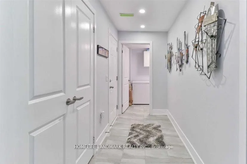 Photo 22 of 30 Crestridge Drive, Vaughan, Patterson — HOMEH