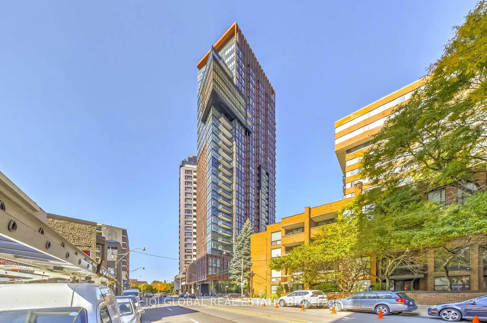 Photo 1 of Unit 307, 32 Davenport Rd Drive, Toronto, The Annex — HOMEH