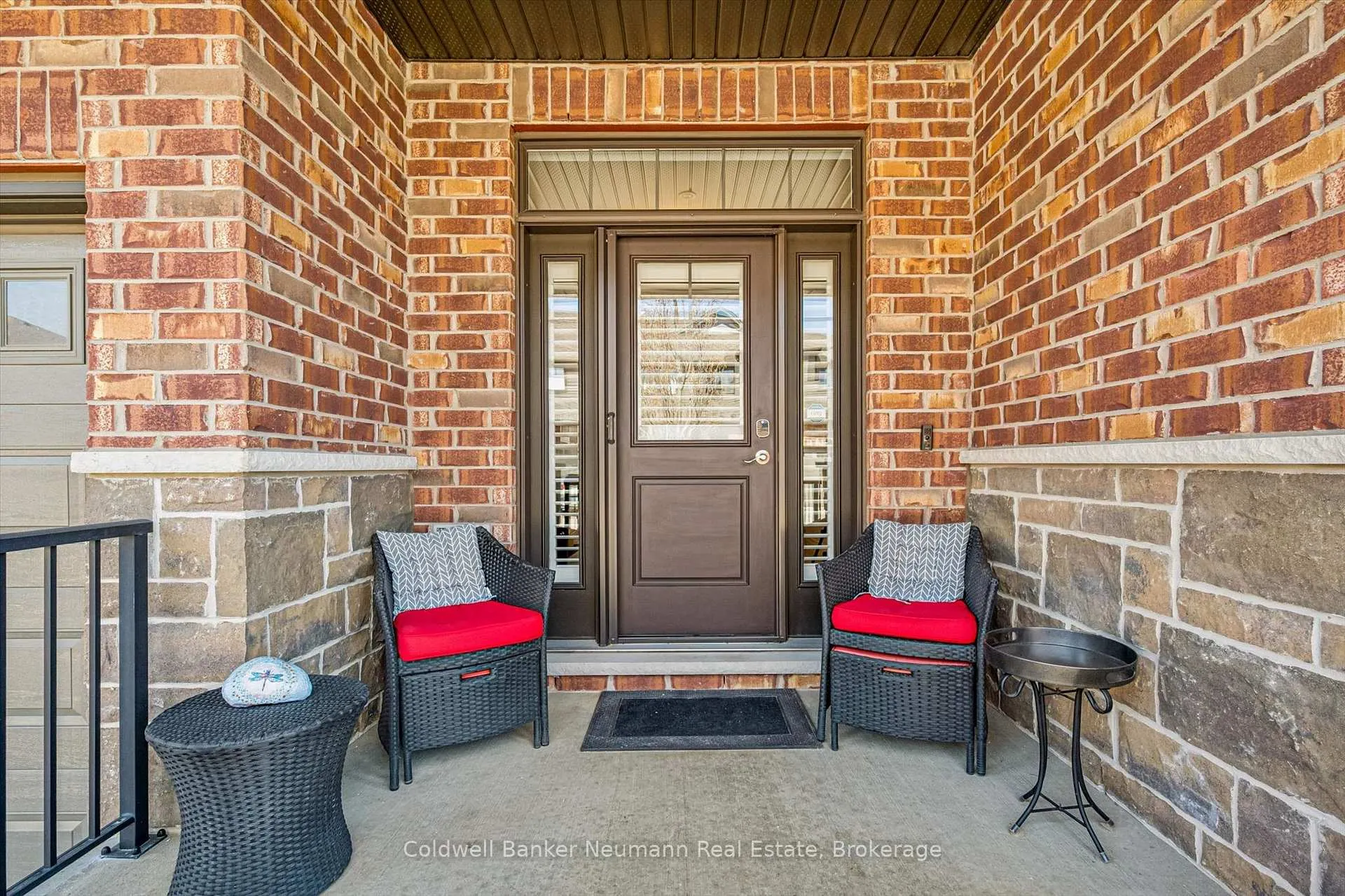 Photo 3 of Unit 29, 254 Gosling Gardens, Guelph, Clairfields/Hanlon Business Park — HOMEH
