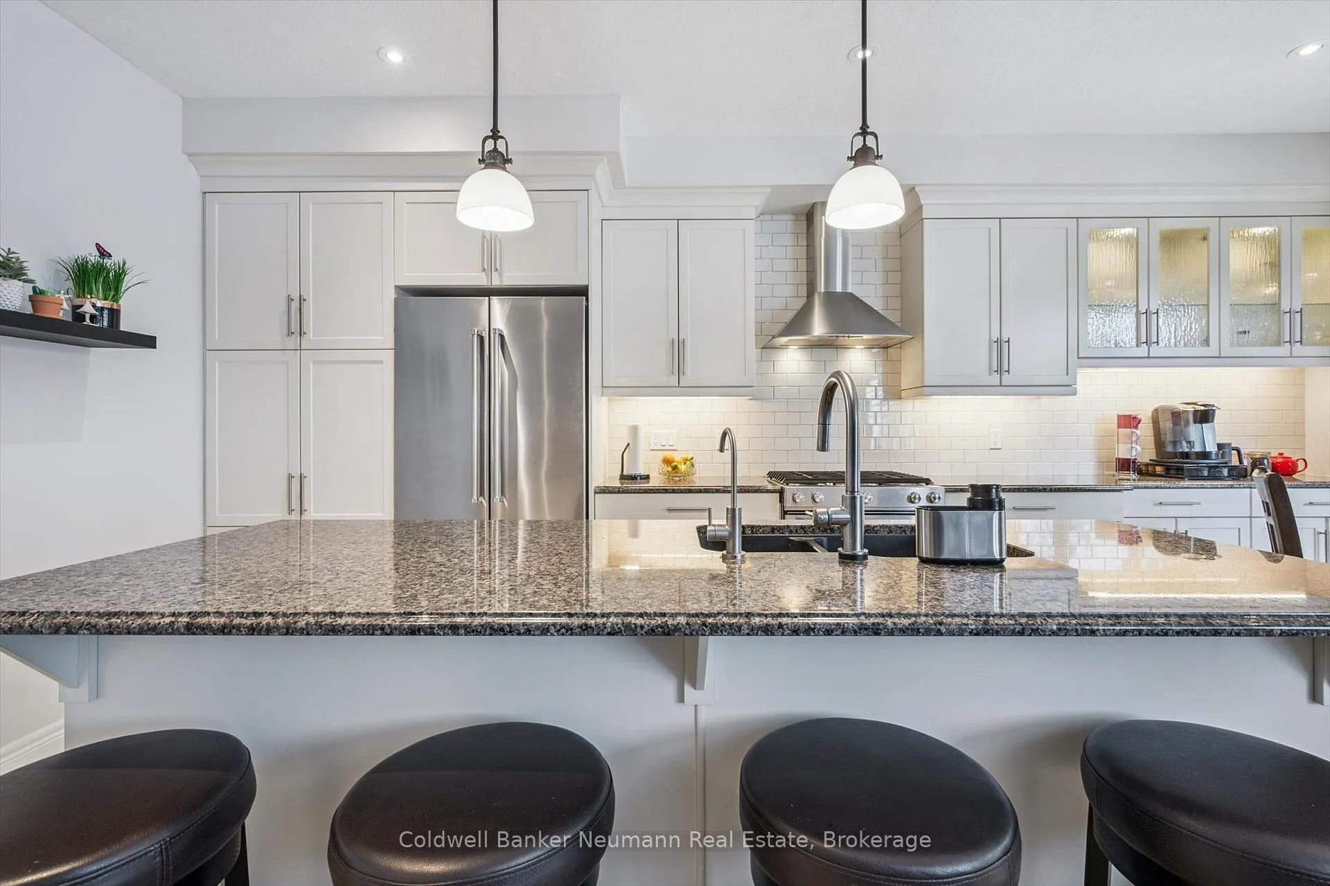 Photo 13 of Unit 29, 254 Gosling Gardens, Guelph, Clairfields/Hanlon Business Park — HOMEH