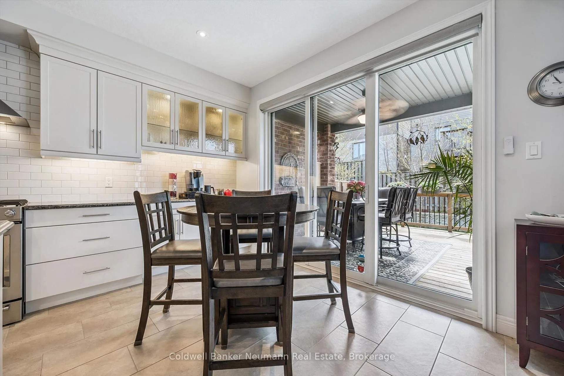Photo 16 of Unit 29, 254 Gosling Gardens, Guelph, Clairfields/Hanlon Business Park — HOMEH