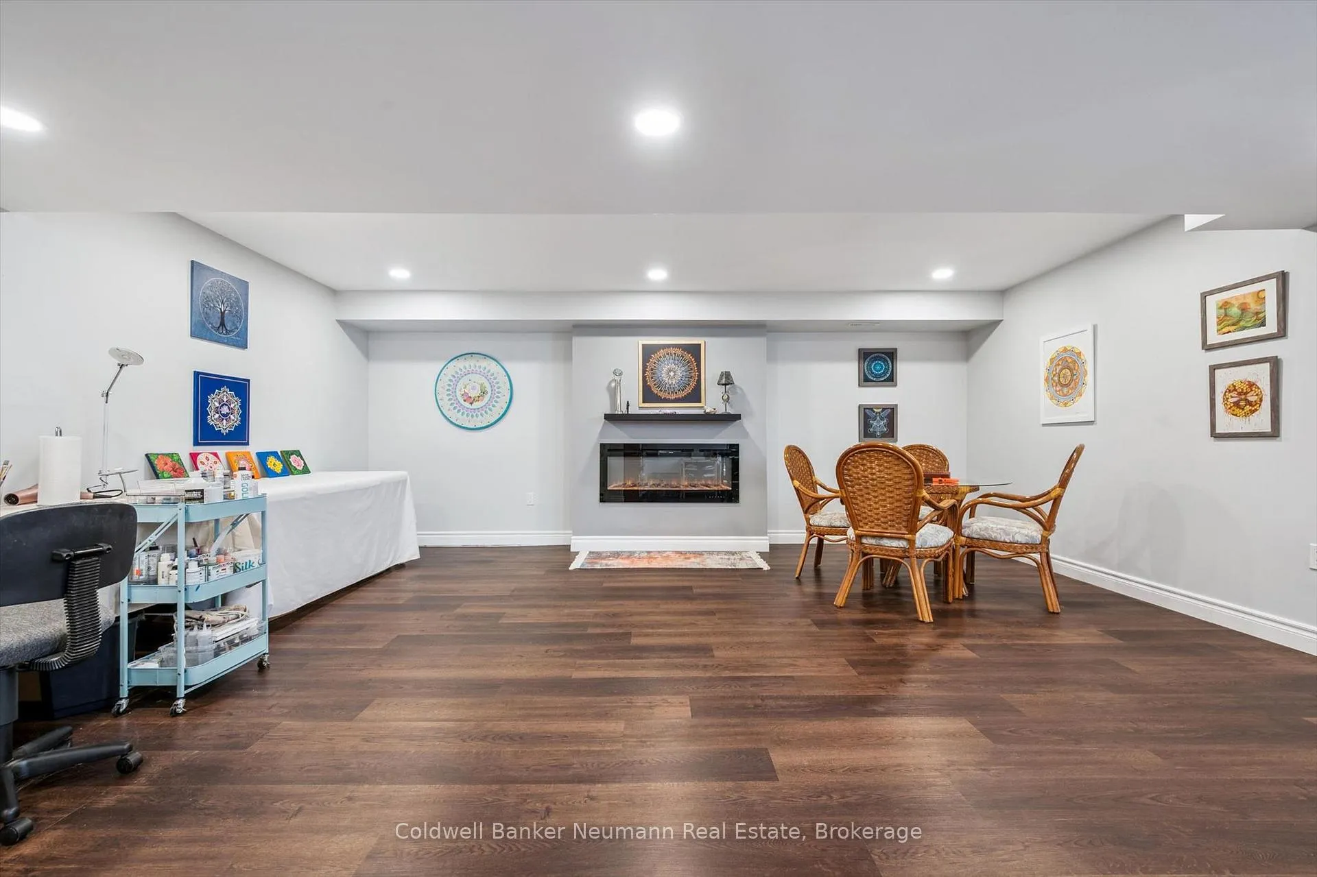 Photo 35 of Unit 29, 254 Gosling Gardens, Guelph, Clairfields/Hanlon Business Park — HOMEH