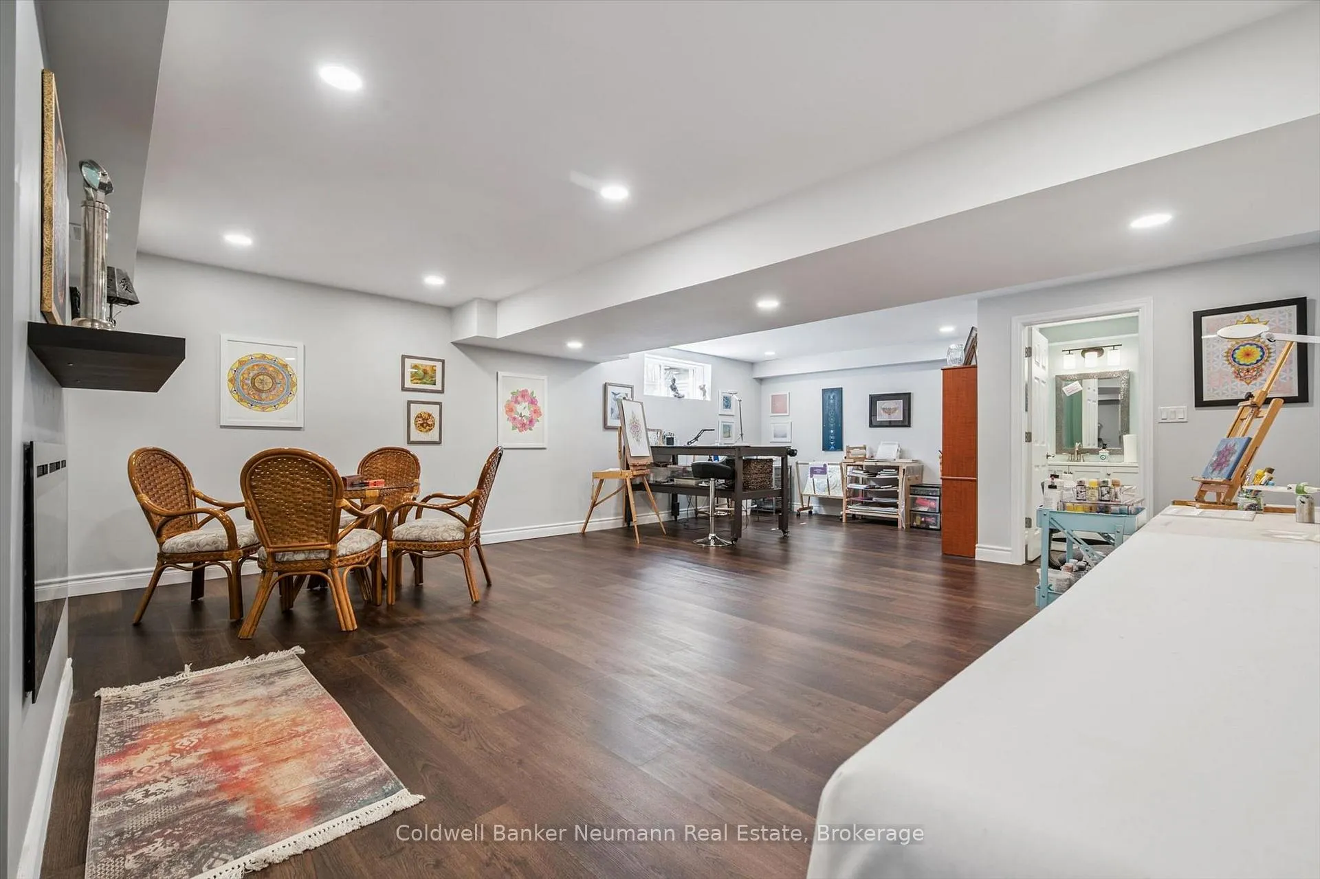 Photo 37 of Unit 29, 254 Gosling Gardens, Guelph, Clairfields/Hanlon Business Park — HOMEH