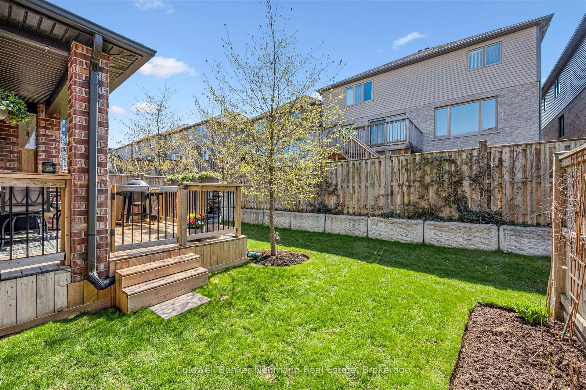 Photo 44 of Unit 29, 254 Gosling Gardens, Guelph, Clairfields/Hanlon Business Park — HOMEH