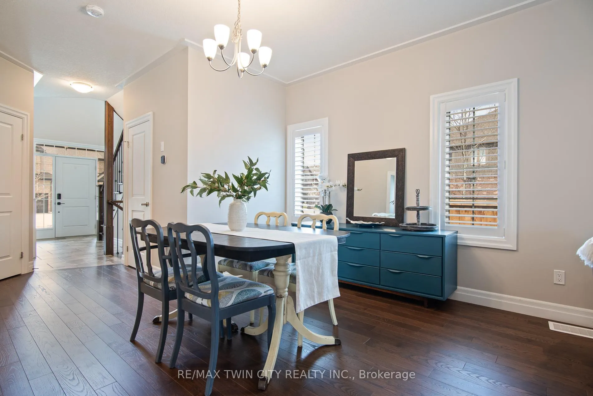 Photo 15 of 255 Falconridge Drive, Kitchener — HOMEH