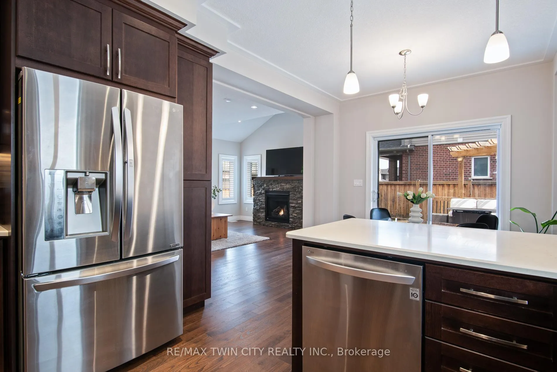 Photo 20 of 255 Falconridge Drive, Kitchener — HOMEH