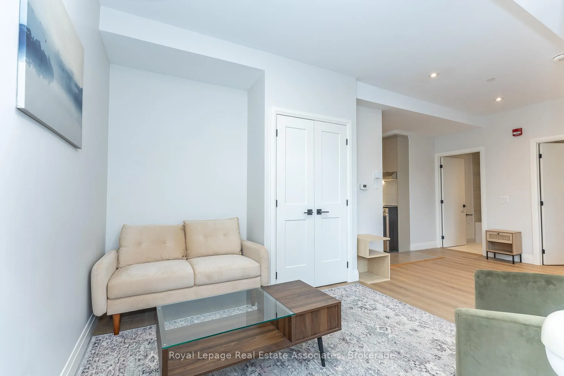 Photo 11 of Unit 302, 1000 Bathurst Street, Toronto, The Annex — HOMEH