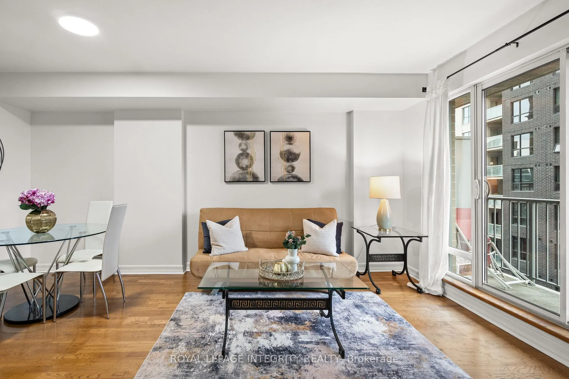 Photo 6 of Unit 710, 200 Besserer Street, Ottawa, Sandy Hill — HOMEH