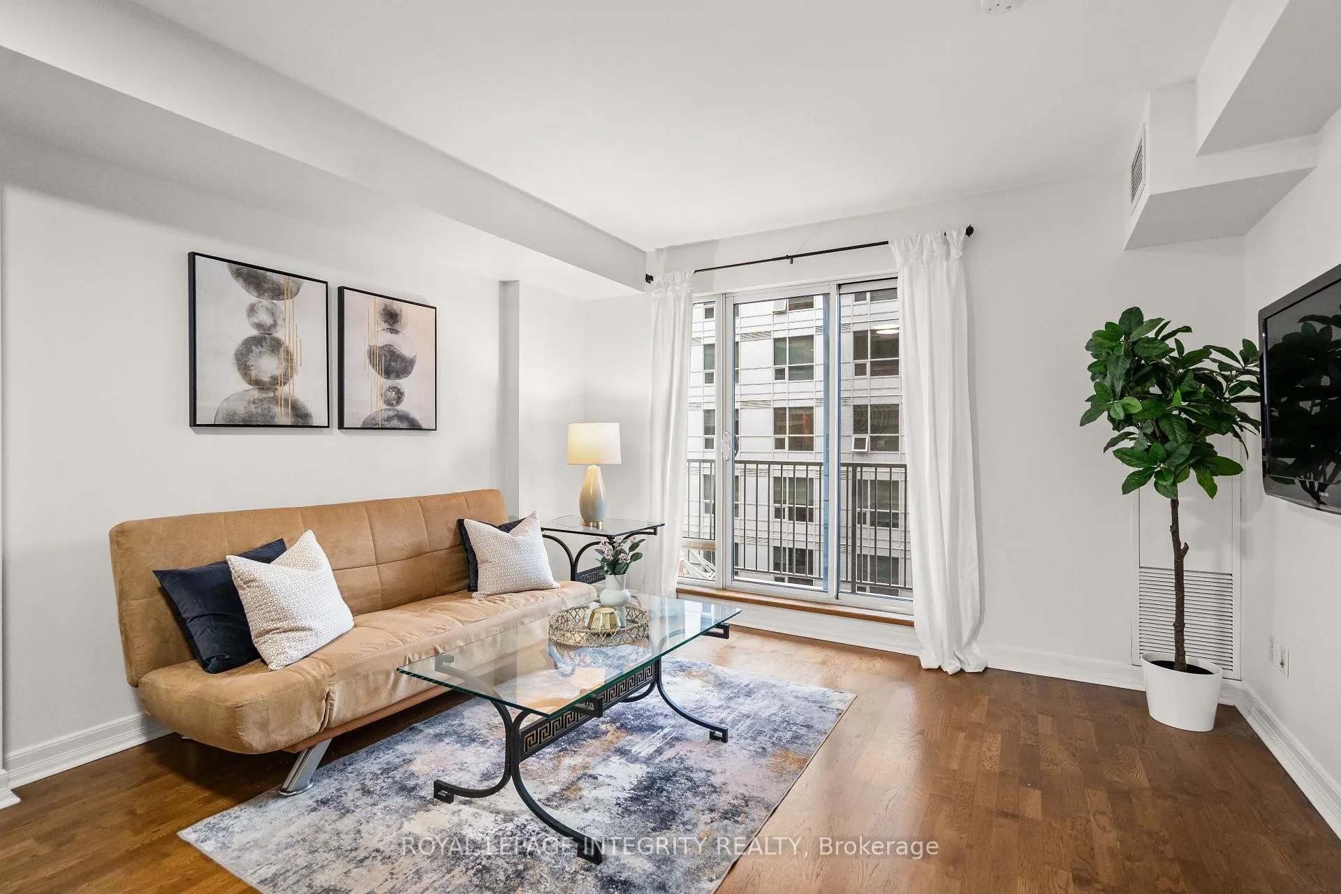 Photo 7 of Unit 710, 200 Besserer Street, Ottawa, Sandy Hill — HOMEH