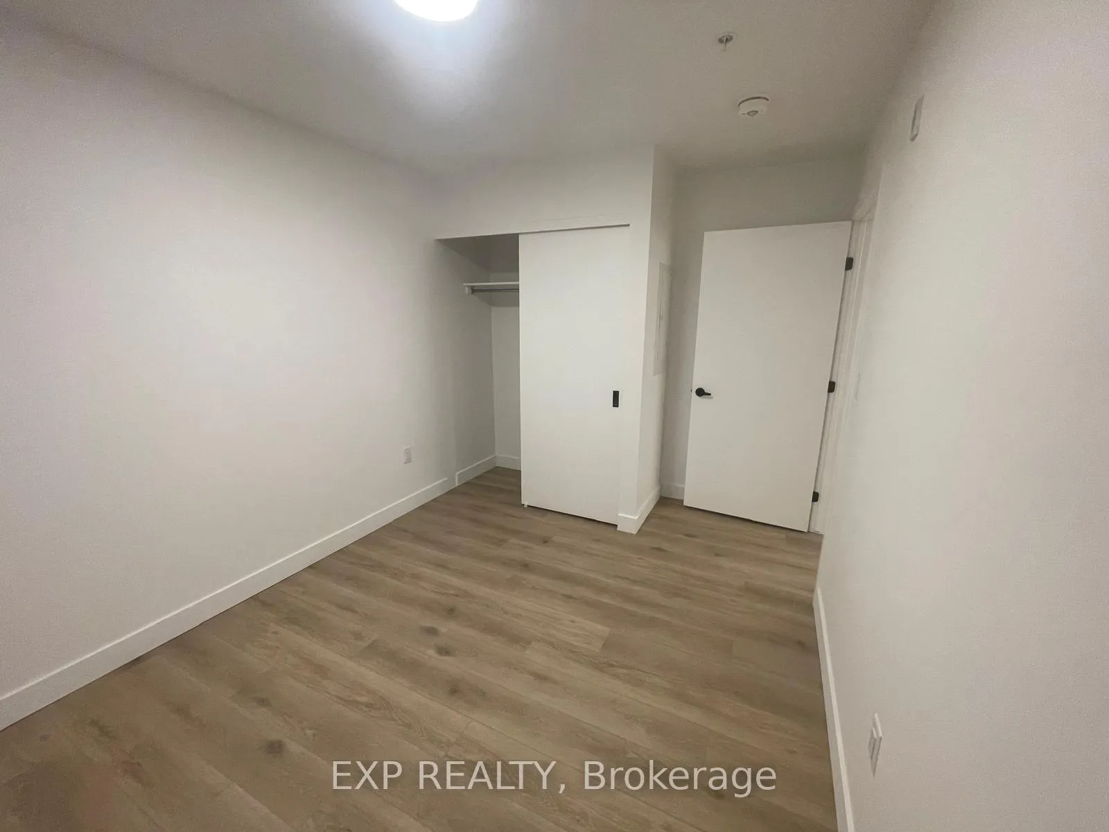 Photo 13 of Unit B15, 1600 James Naismith Drive, Ottawa, Pineview — HOMEH