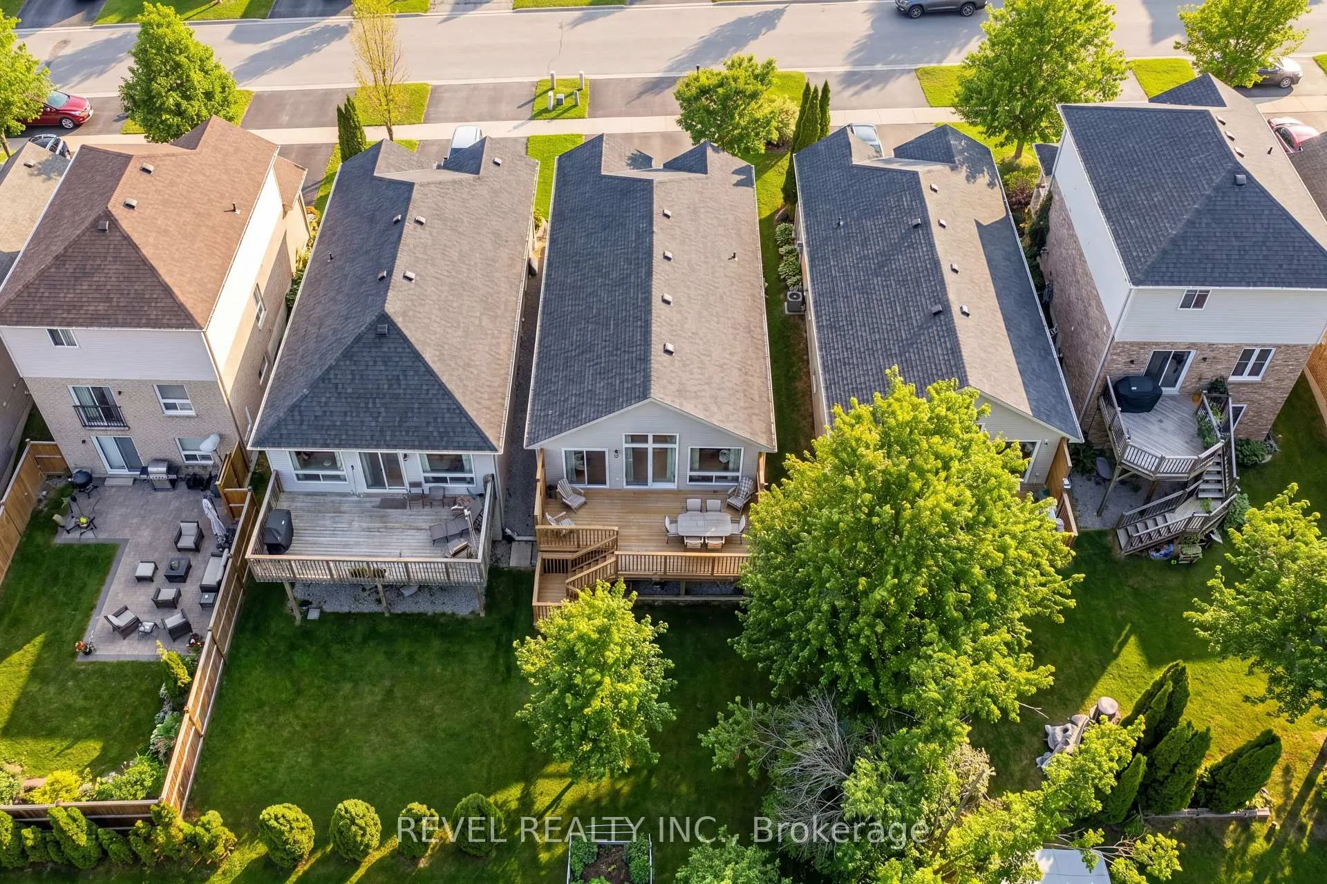 Photo 30 of 617 Clancy Crescent, Peterborough, Otonabee Ward 1 — HOMEH