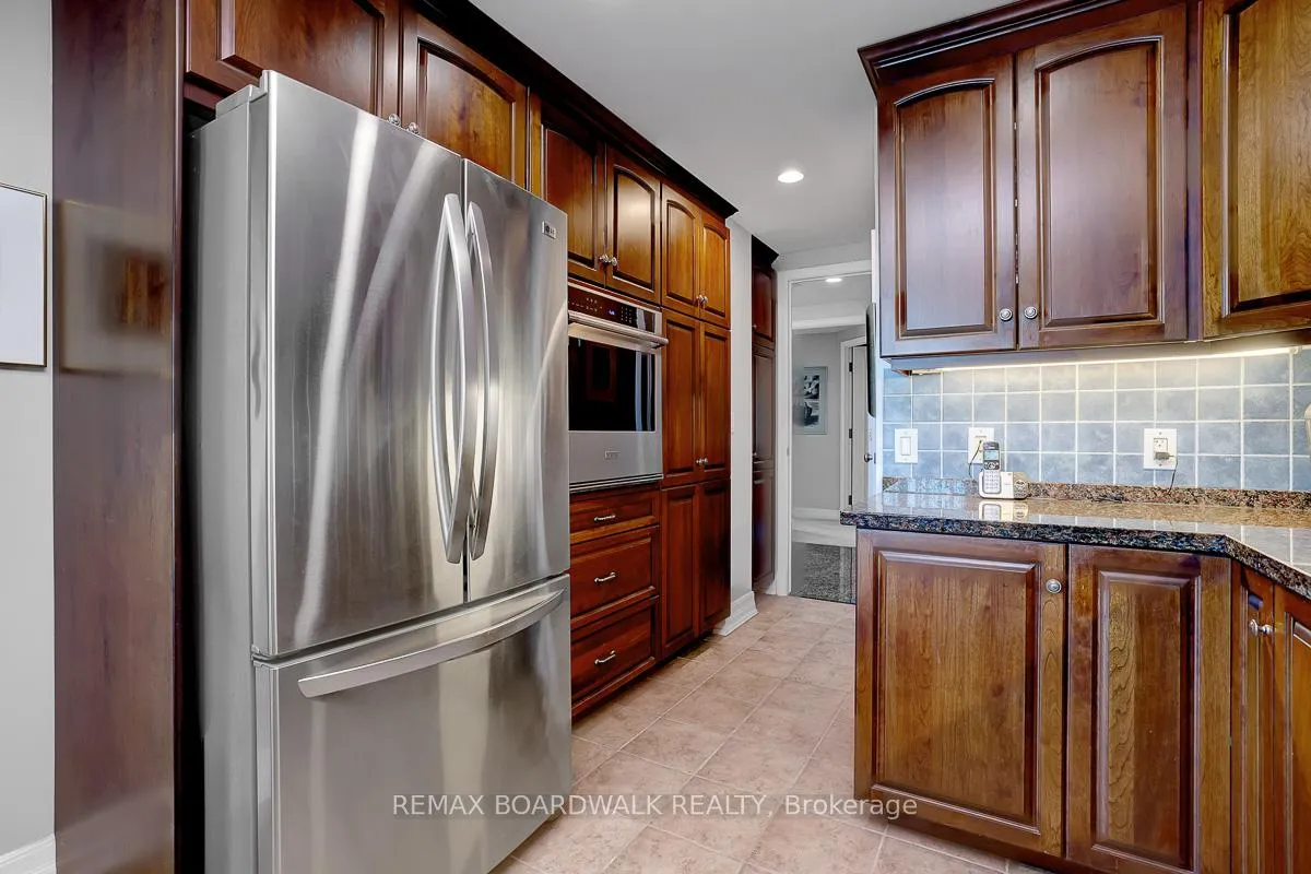 Photo 14 of Unit 1602, 3580 Rivergate Way, Ottawa, Quinterra — HOMEH