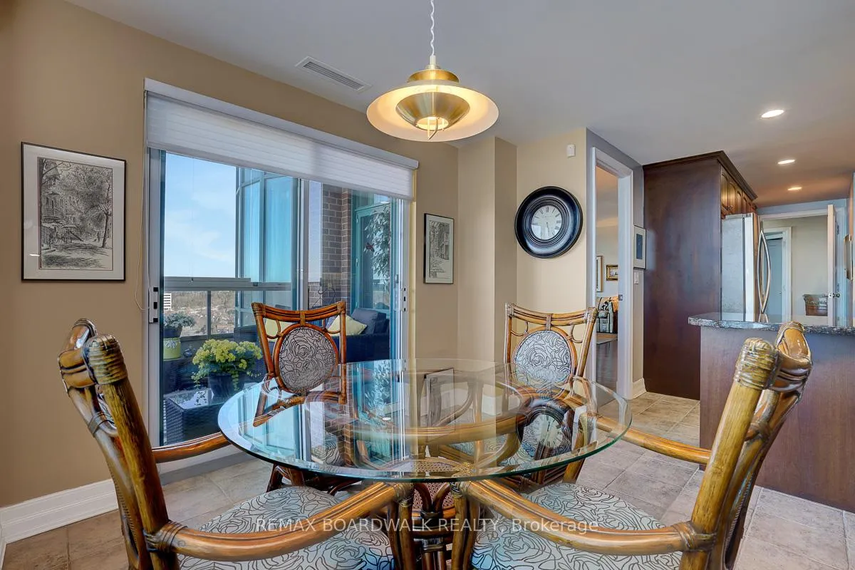 Photo 17 of Unit 1602, 3580 Rivergate Way, Ottawa, Quinterra — HOMEH