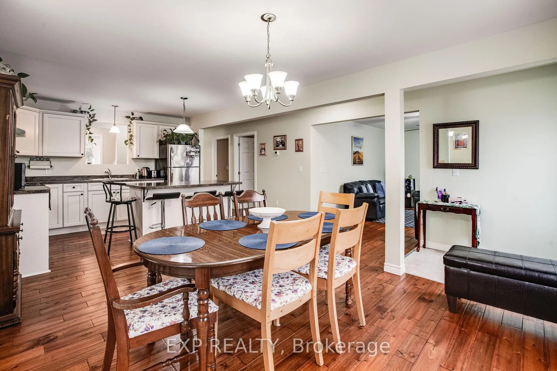 Photo 11 of 25 Mary Street S, Smiths Falls — HOMEH