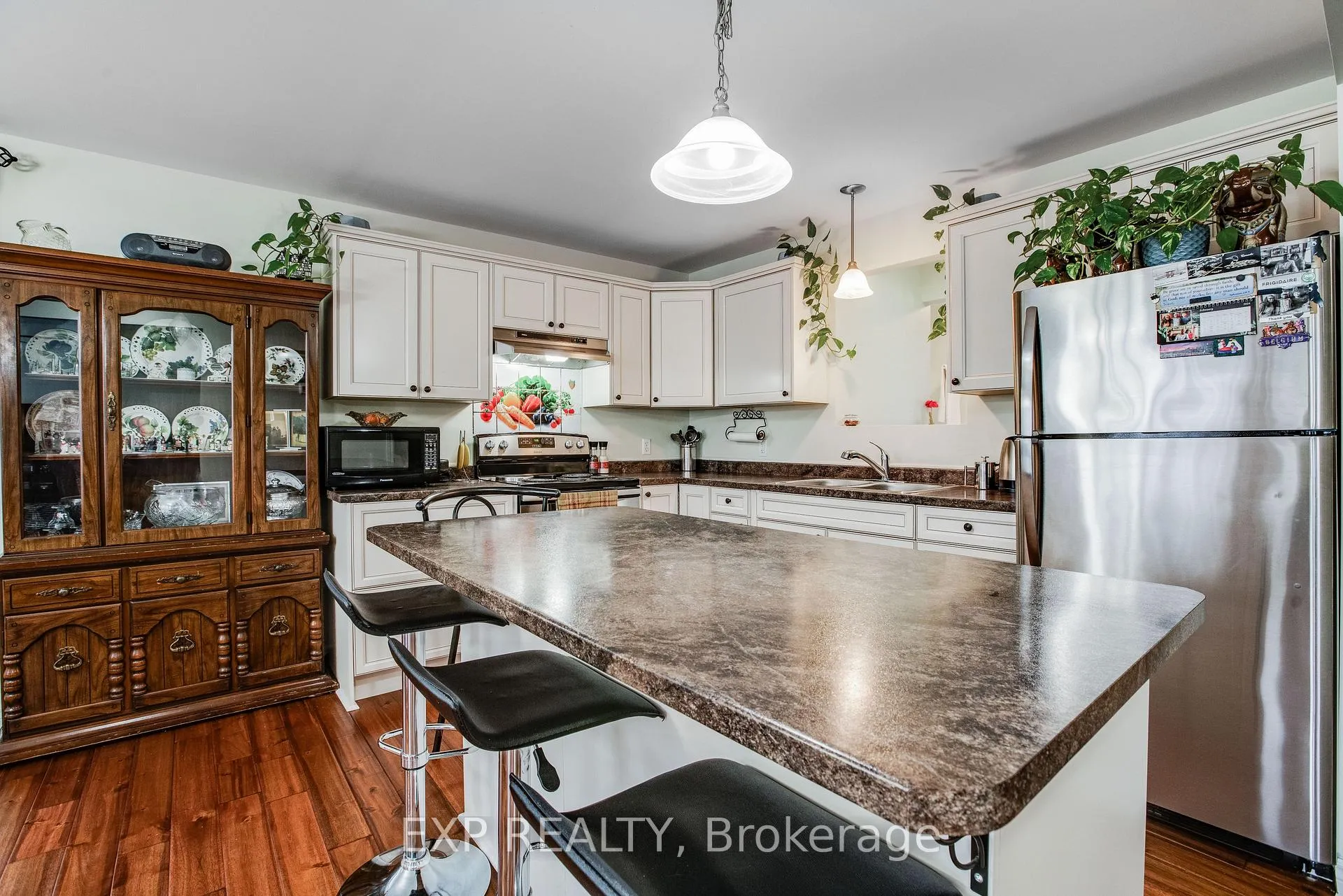 Photo 12 of 25 Mary Street S, Smiths Falls — HOMEH