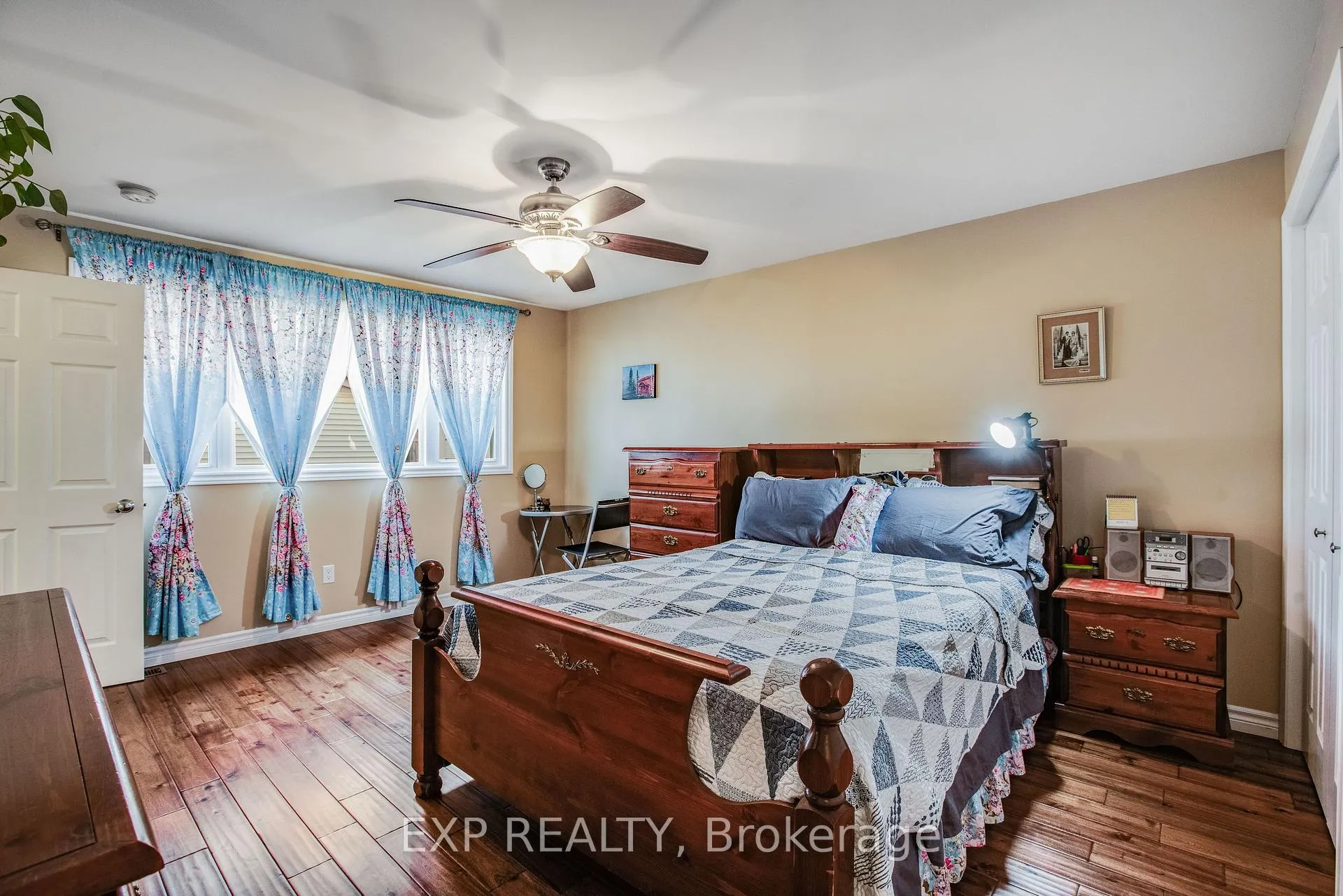 Photo 19 of 25 Mary Street S, Smiths Falls — HOMEH