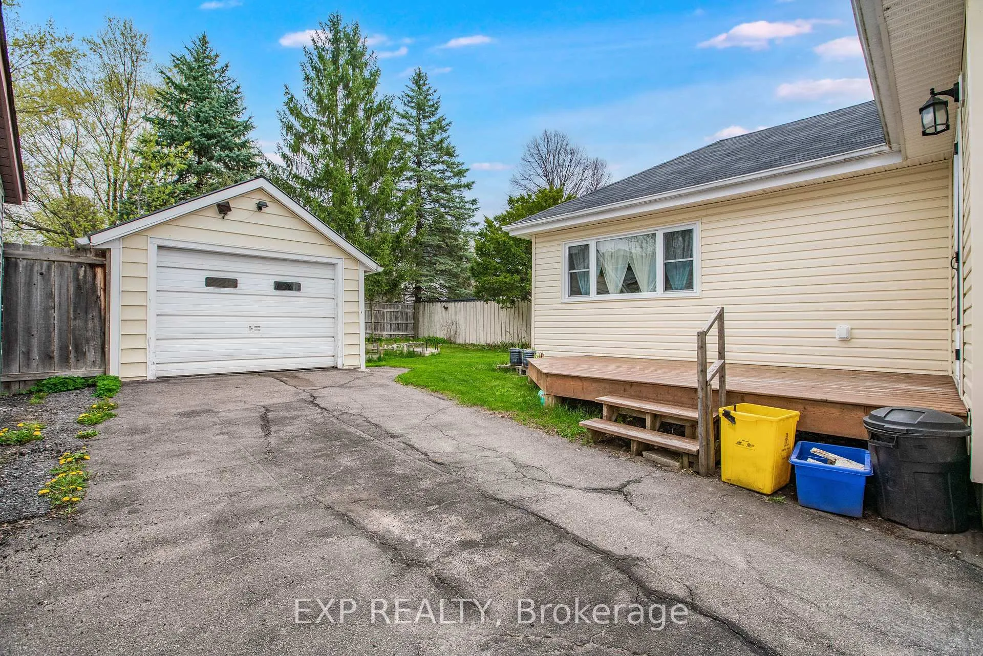 Photo 35 of 25 Mary Street S, Smiths Falls — HOMEH