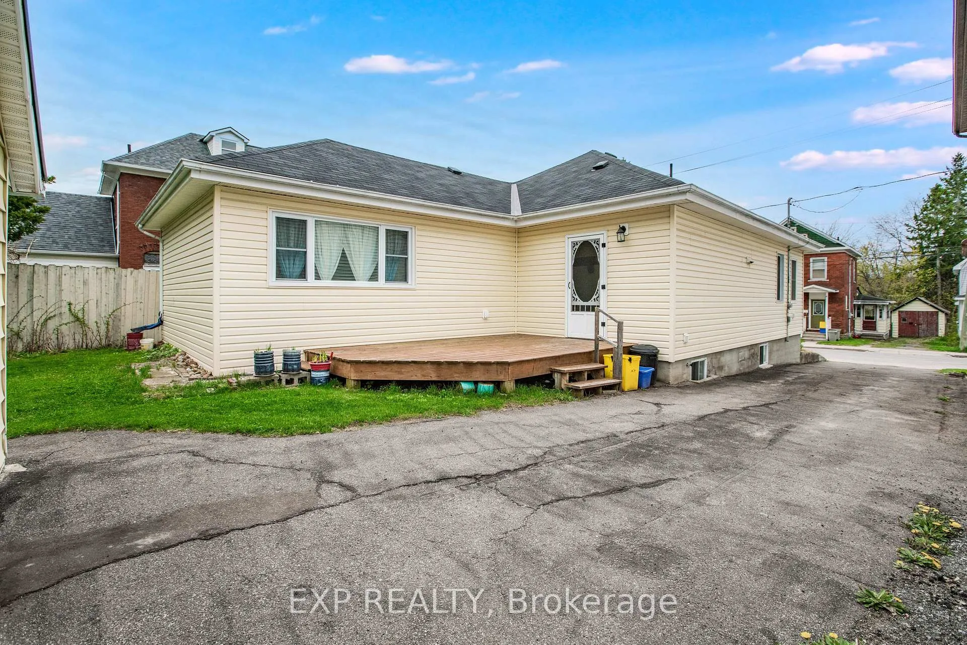 Photo 36 of 25 Mary Street S, Smiths Falls — HOMEH