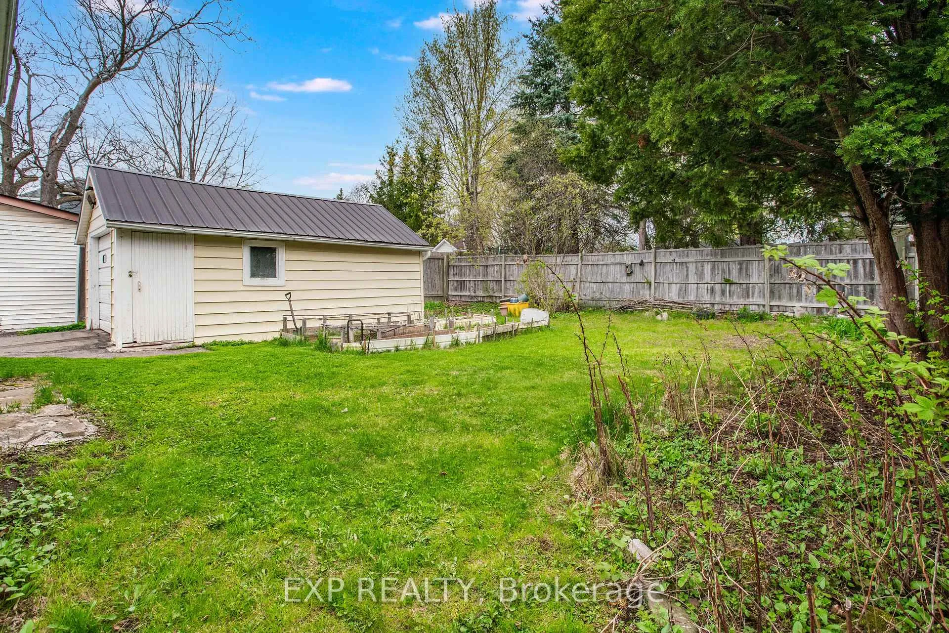 Photo 39 of 25 Mary Street S, Smiths Falls — HOMEH