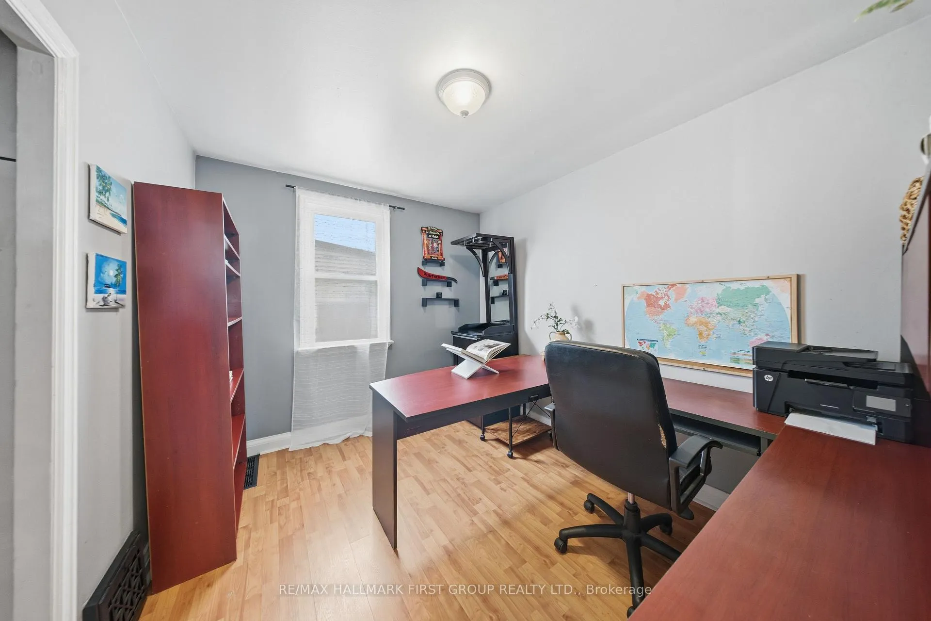 Photo 15 of 215 Park Road S, Oshawa, Vanier — HOMEH