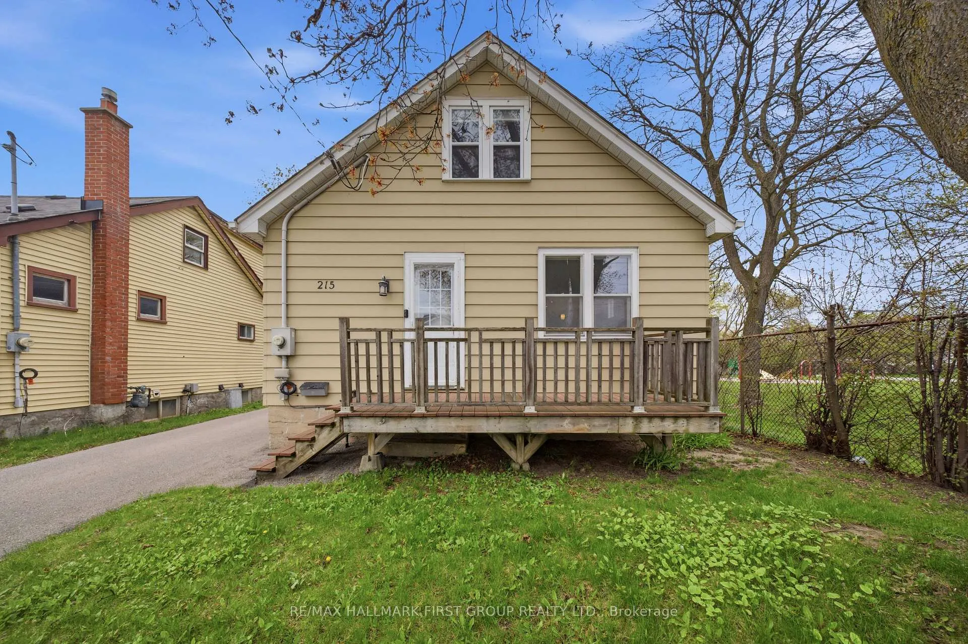 Photo 37 of 215 Park Road S, Oshawa, Vanier — HOMEH