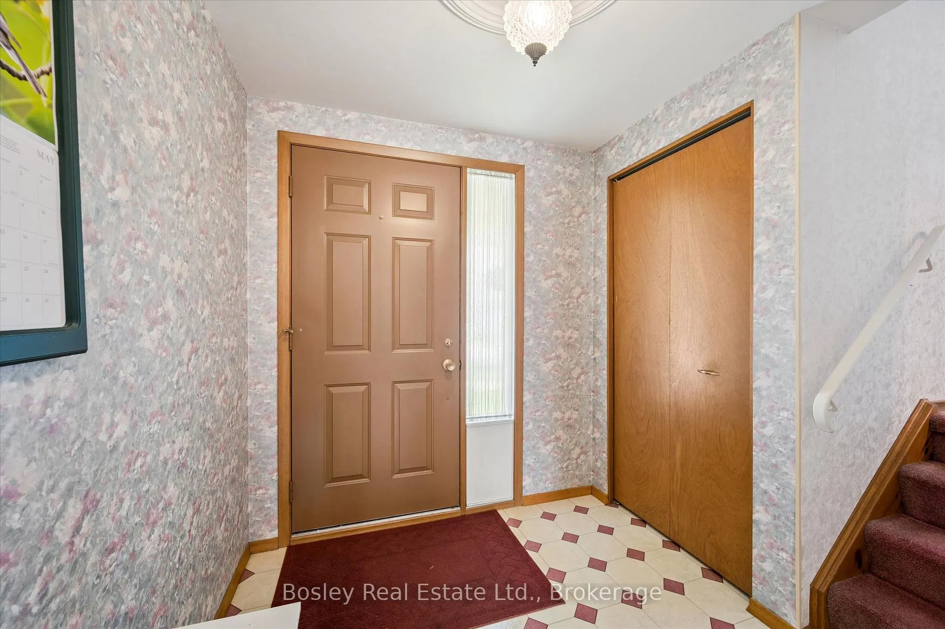 Photo 4 of 49 Ripley Crescent, Kitchener — HOMEH